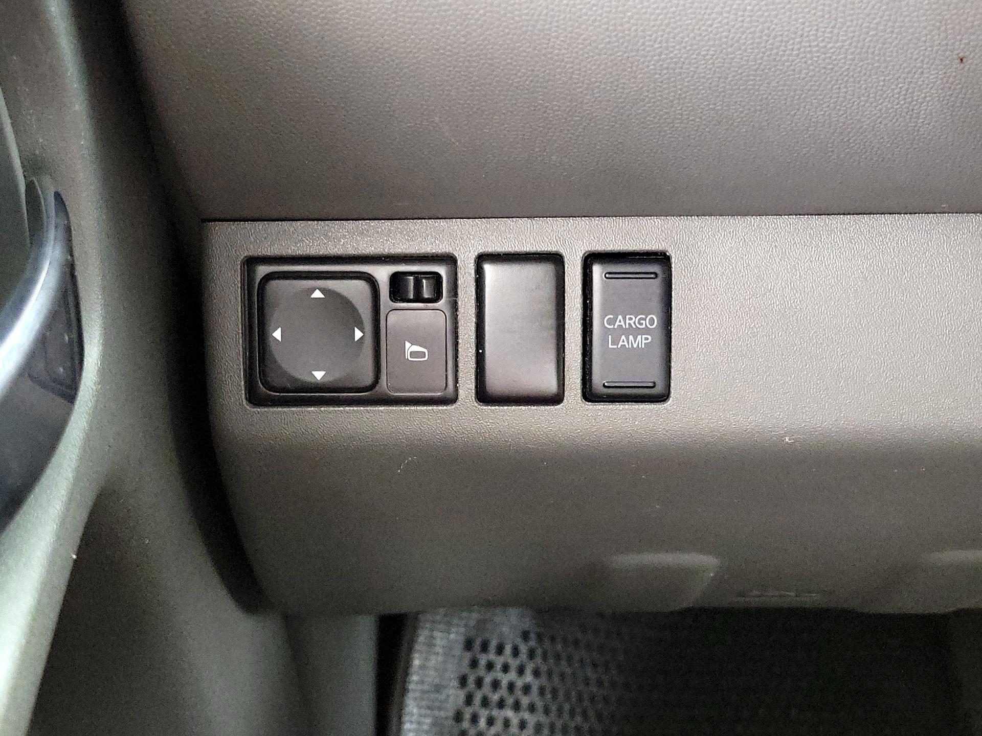 Thumbnail: 2015 Nissan Frontier - 13