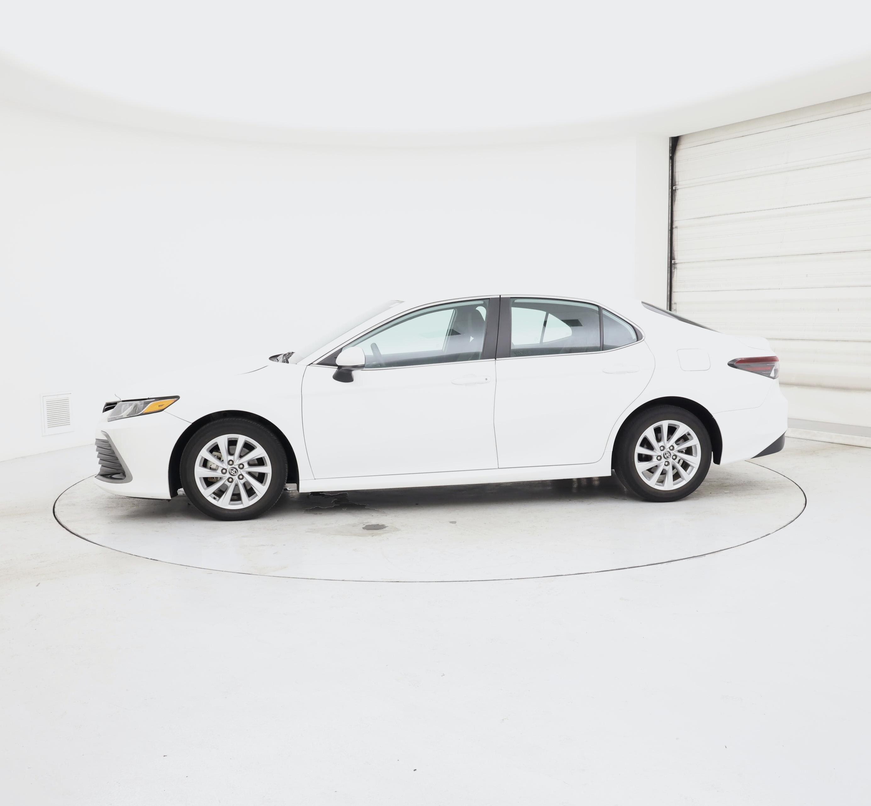 Thumbnail: 2024 Toyota Camry - 3