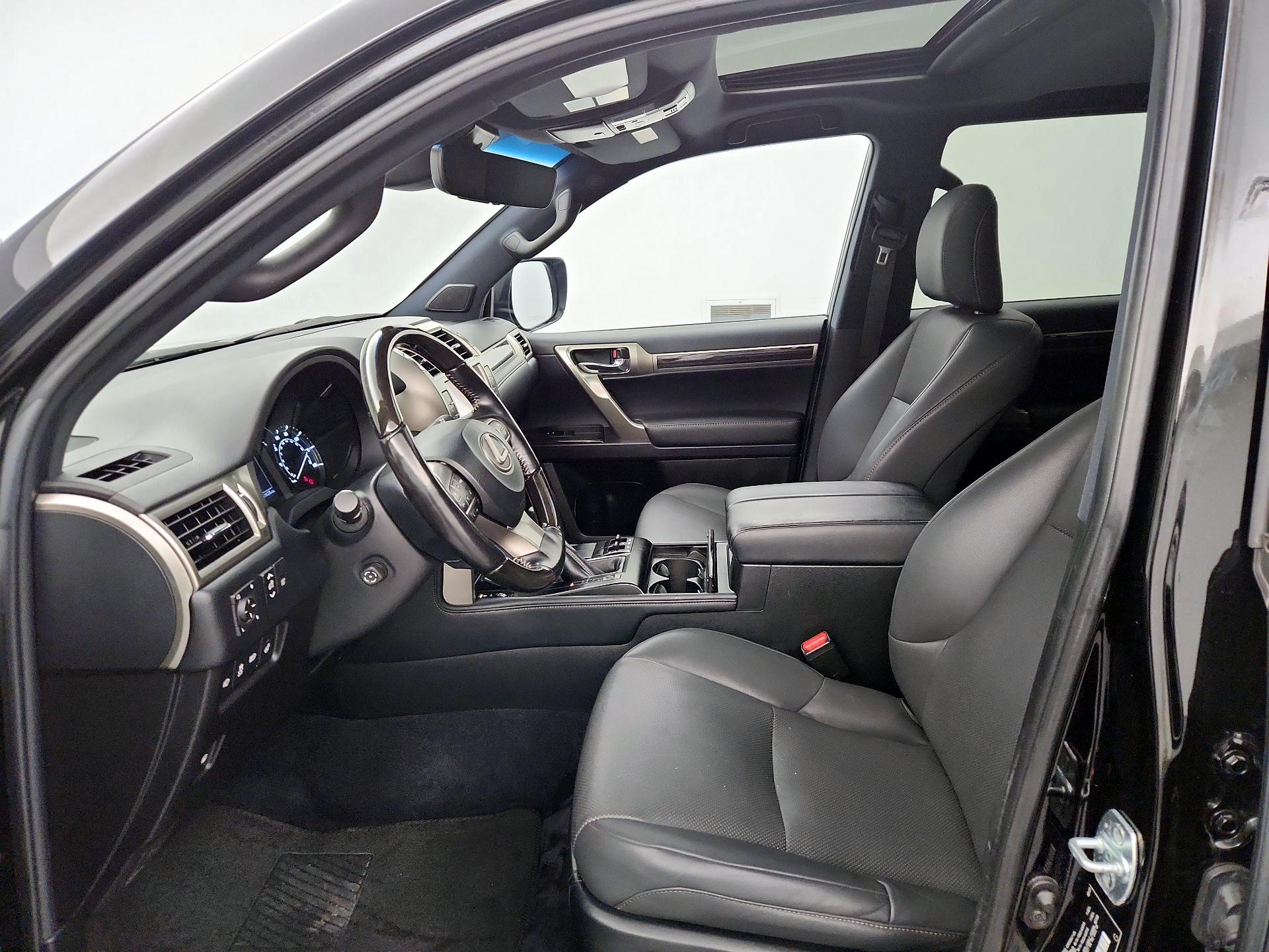 Thumbnail: 2021 Lexus GX - 11