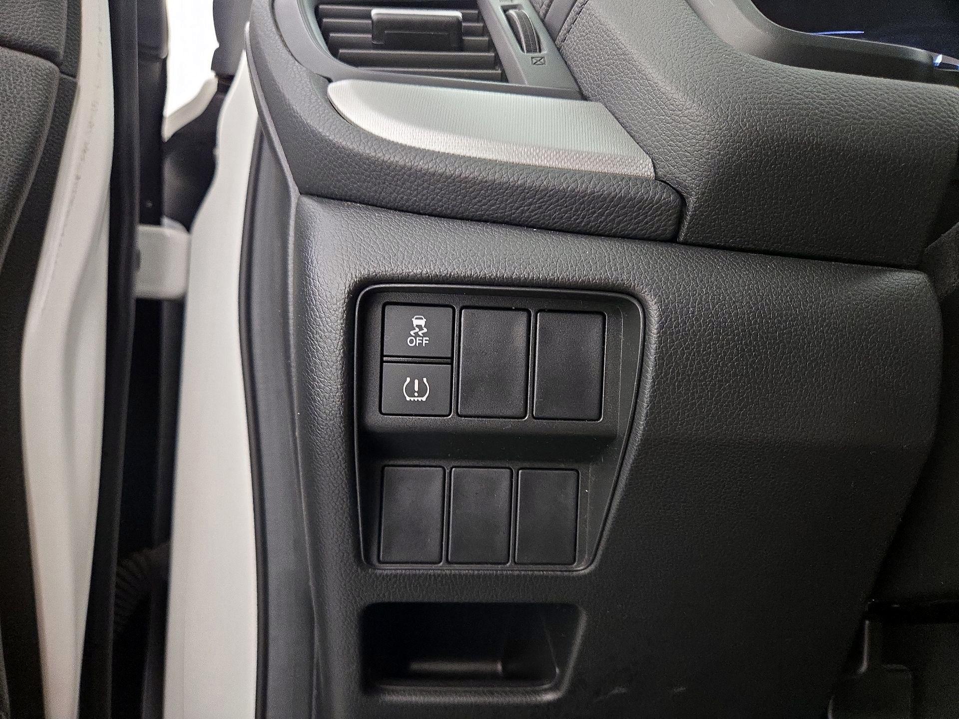 Thumbnail: 2018 Honda CR-V - 13