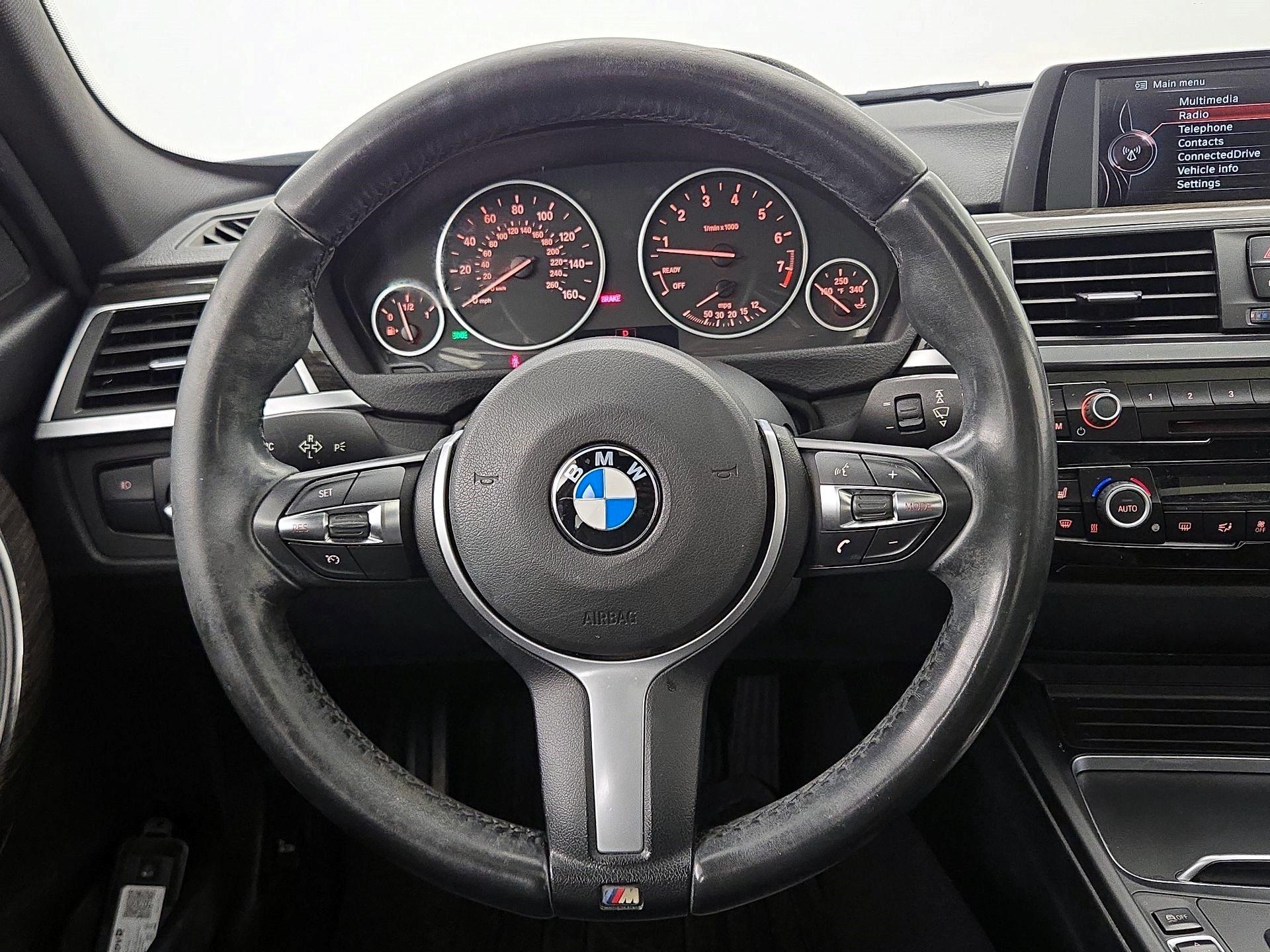 Thumbnail: 2016 BMW 3 Series - 10