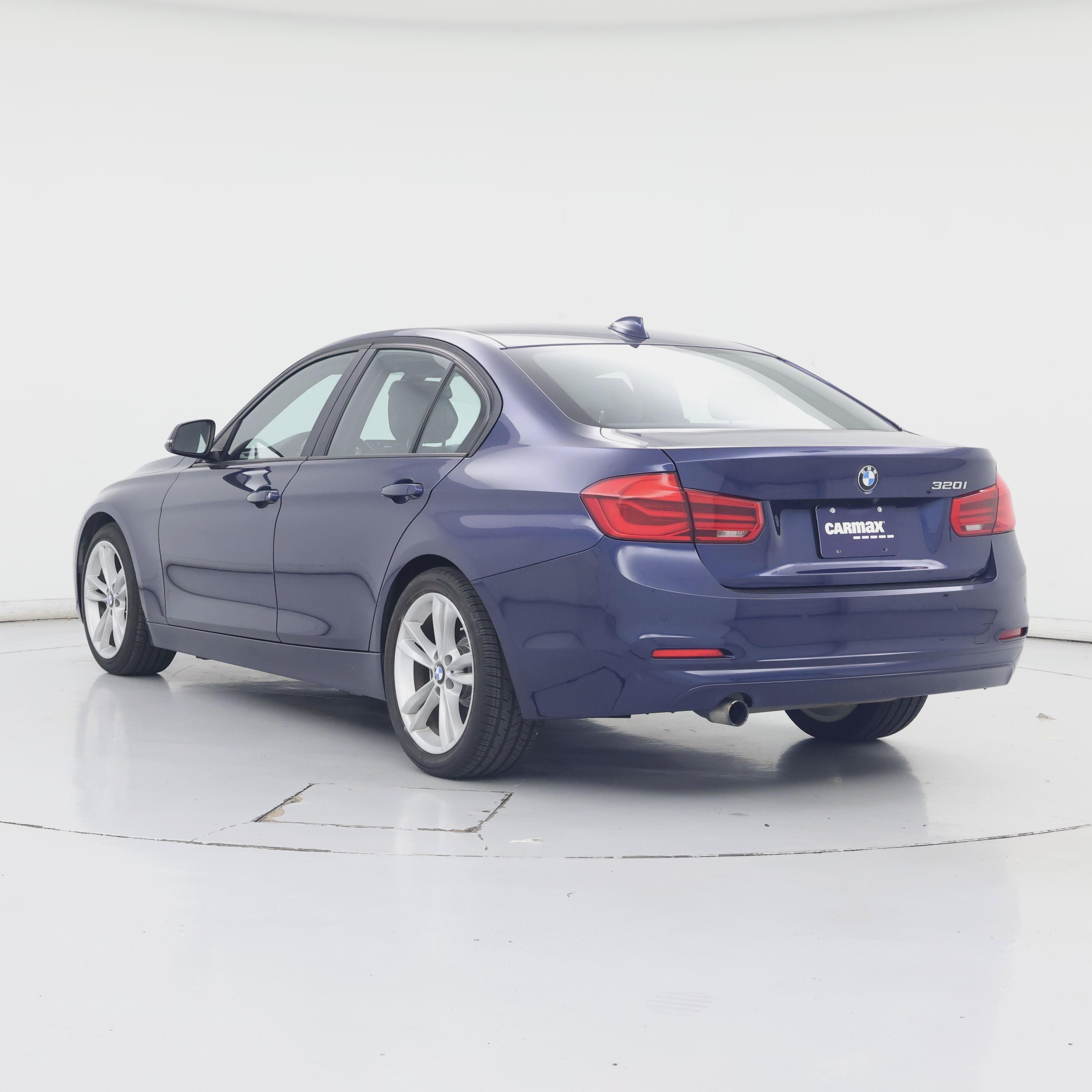 Thumbnail: 2016 BMW 3 Series - 2