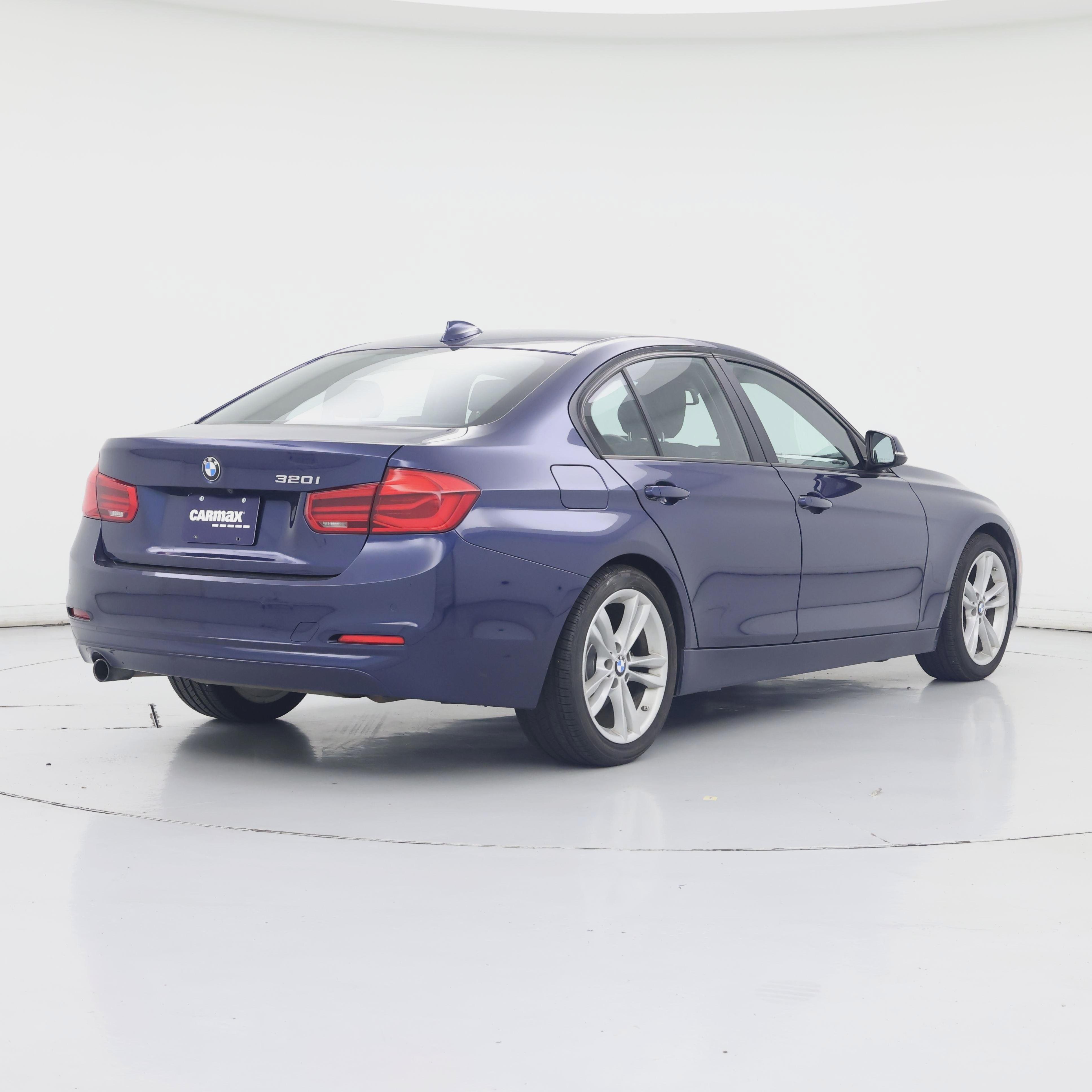 Thumbnail: 2016 BMW 3 Series - 8