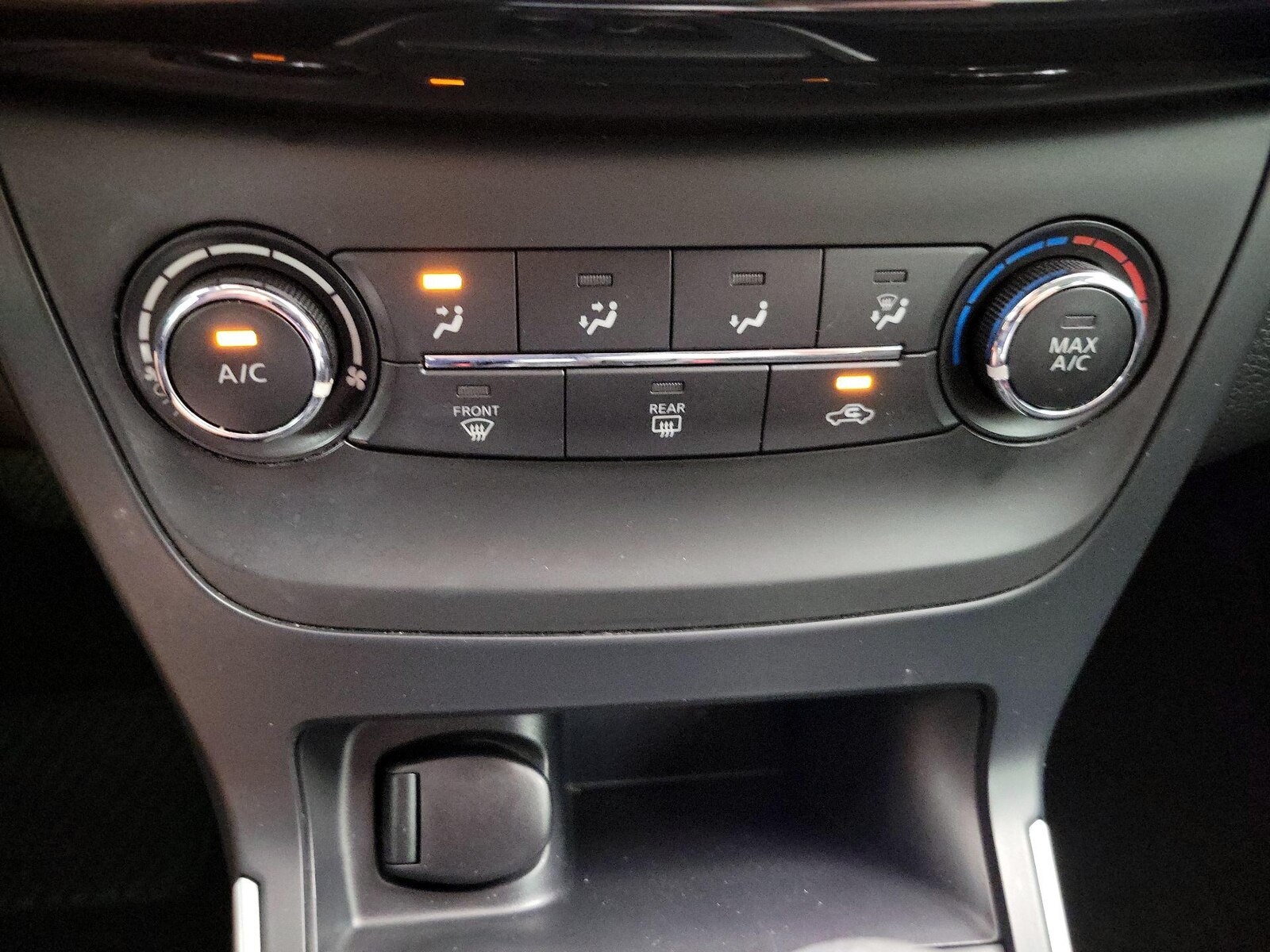 2017 Nissan Sentra SV - Photo 17