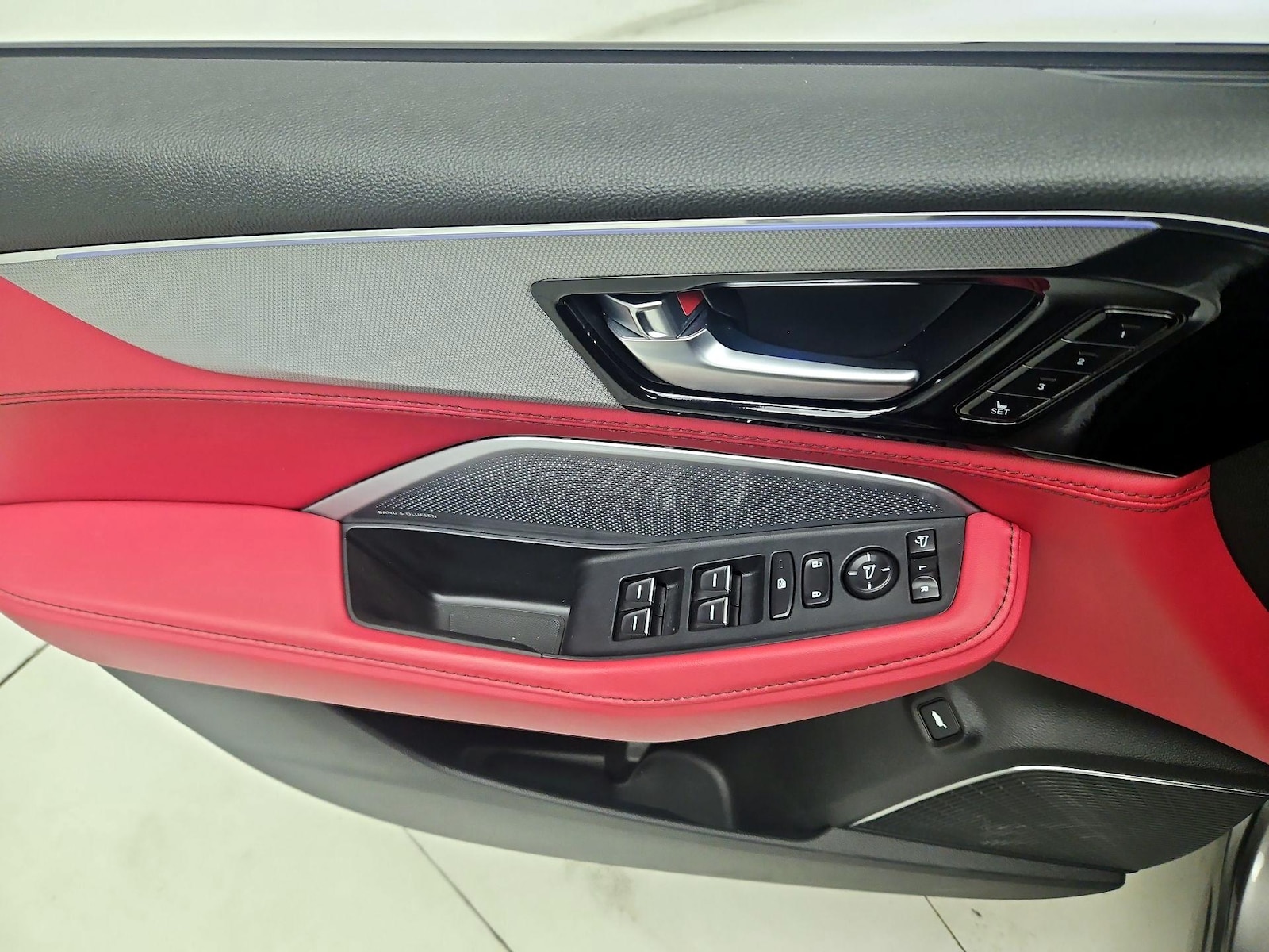 2025 Acura MDX A-Spec Package - Photo 13