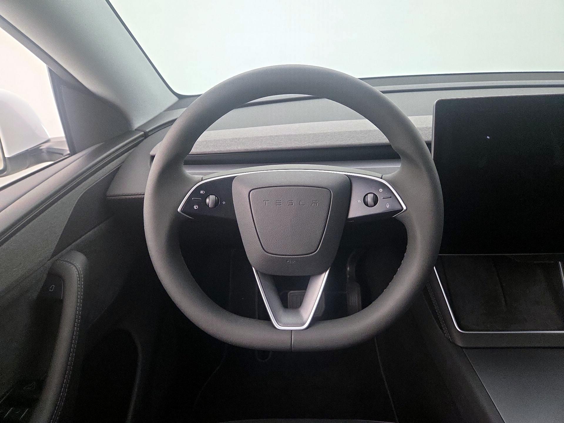 Thumbnail: 2026 Tesla Model Y - 10
