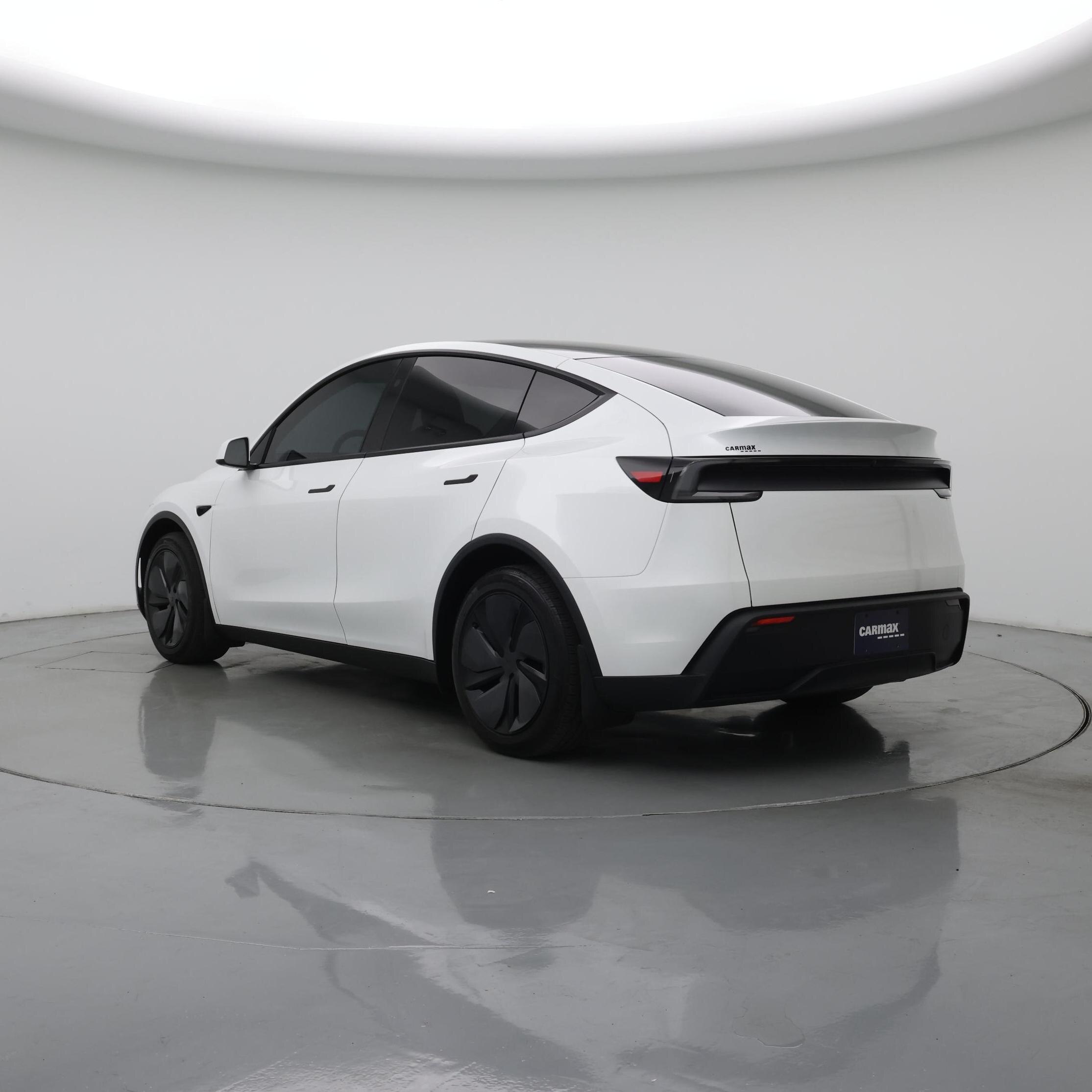 Thumbnail: 2026 Tesla Model Y - 2
