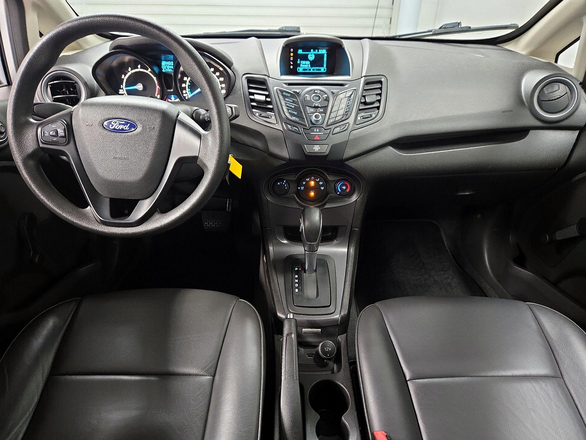 Thumbnail: 2016 Ford Fiesta - 9