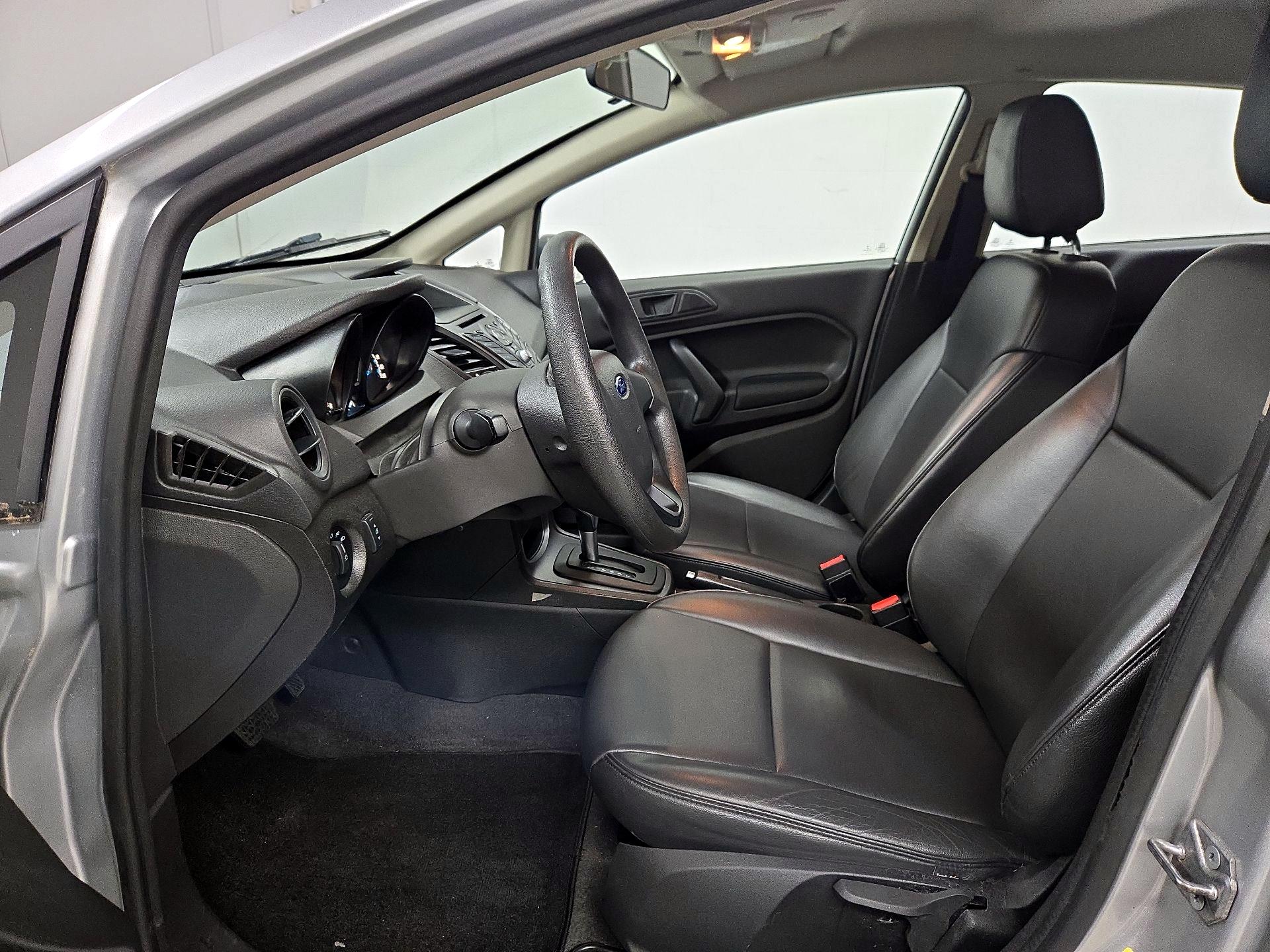 Thumbnail: 2016 Ford Fiesta - 11