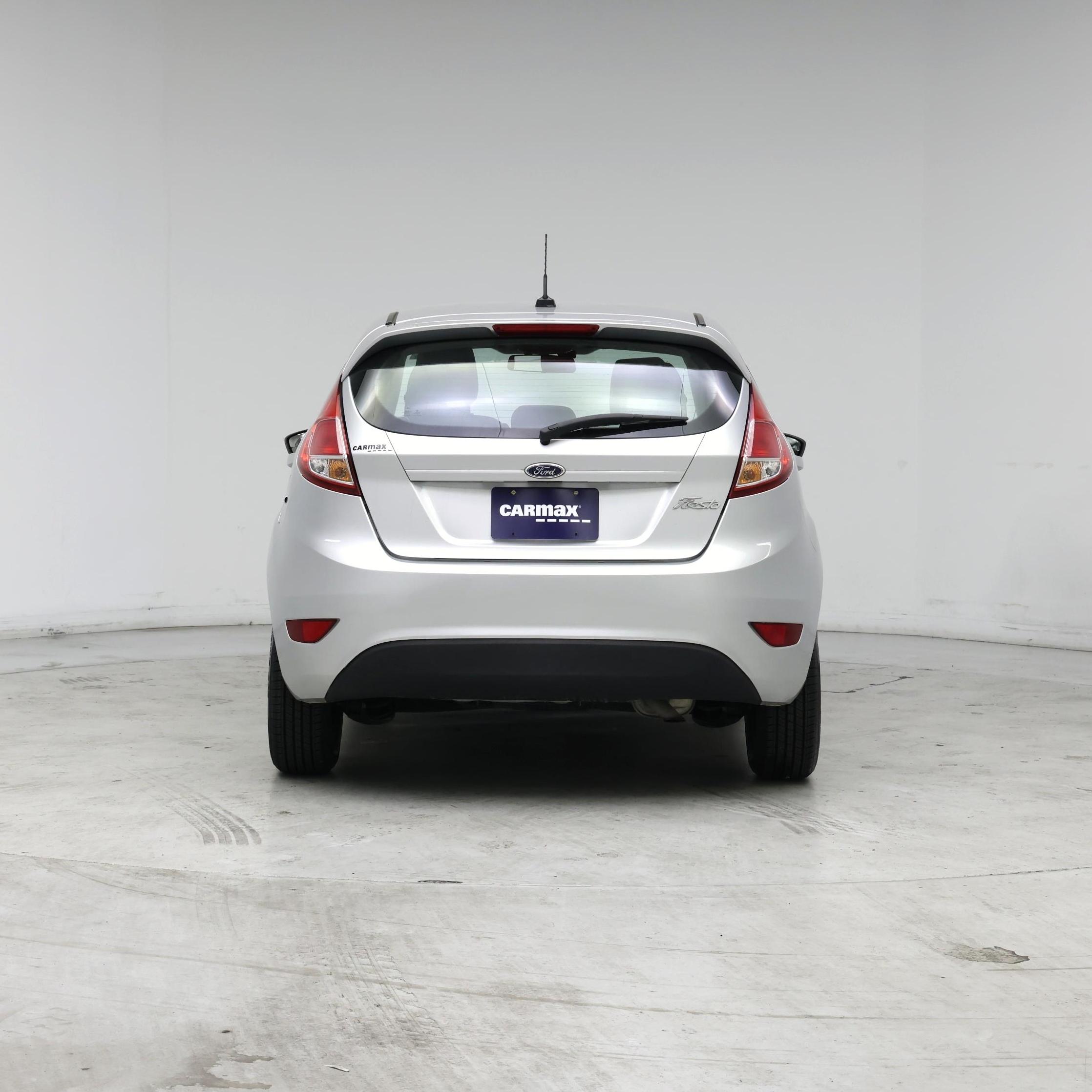 Thumbnail: 2016 Ford Fiesta - 6