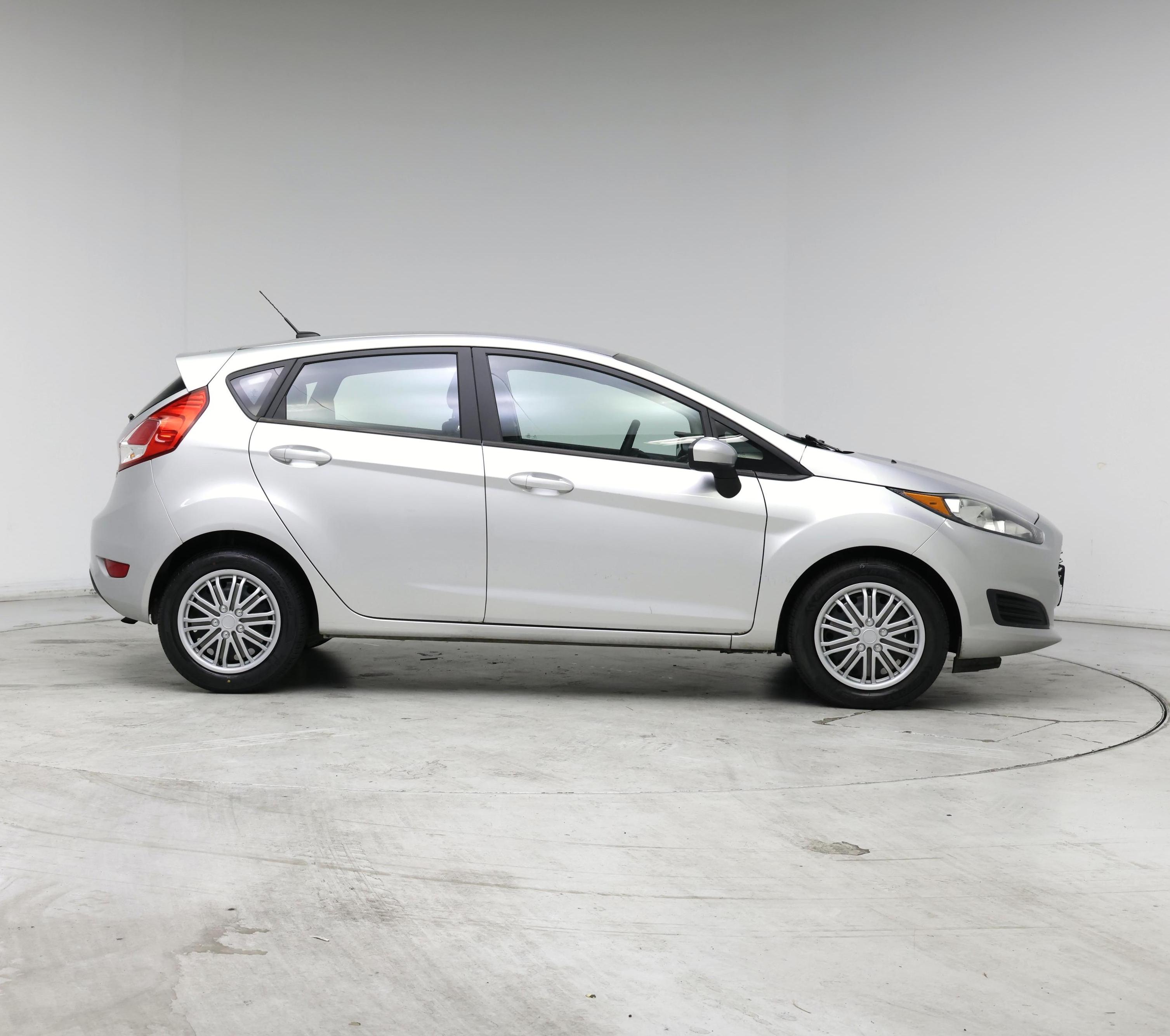 Thumbnail: 2016 Ford Fiesta - 7