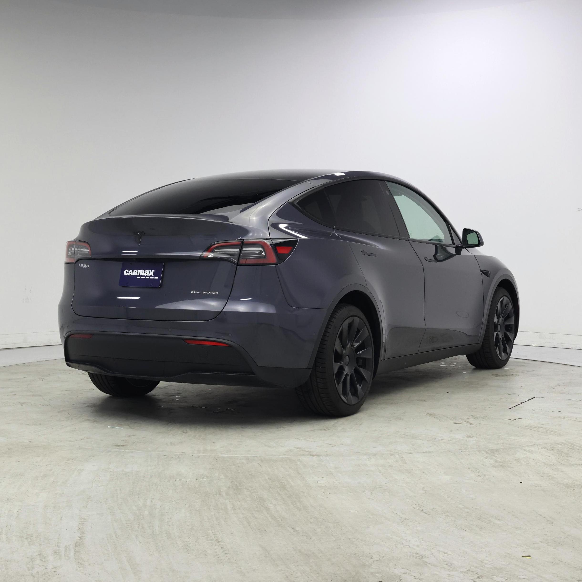 Thumbnail: 2022 Tesla Model Y - 8
