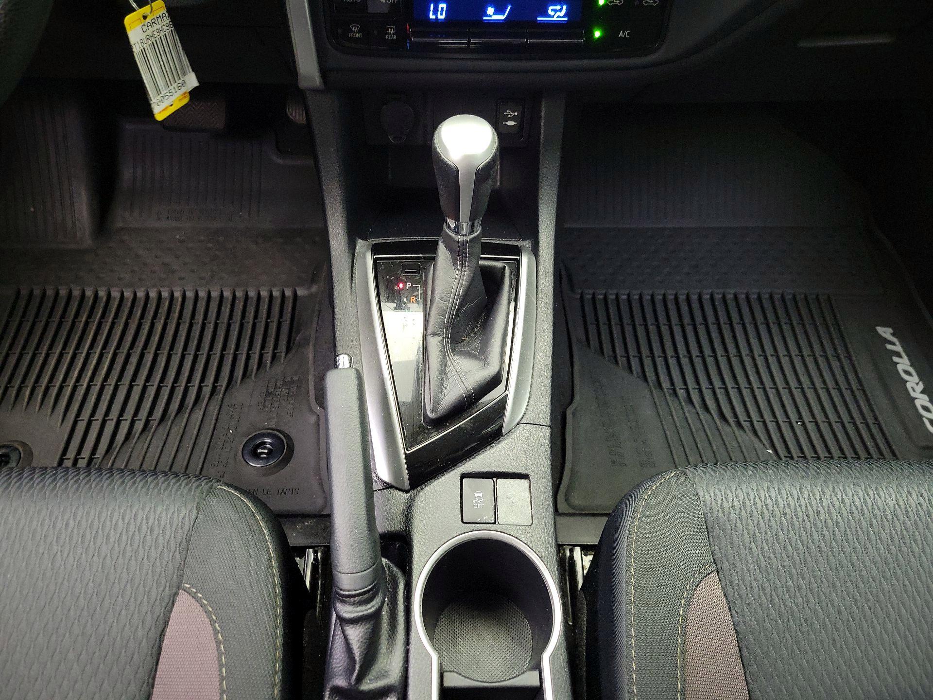 Thumbnail: 2017 Toyota Corolla - 16