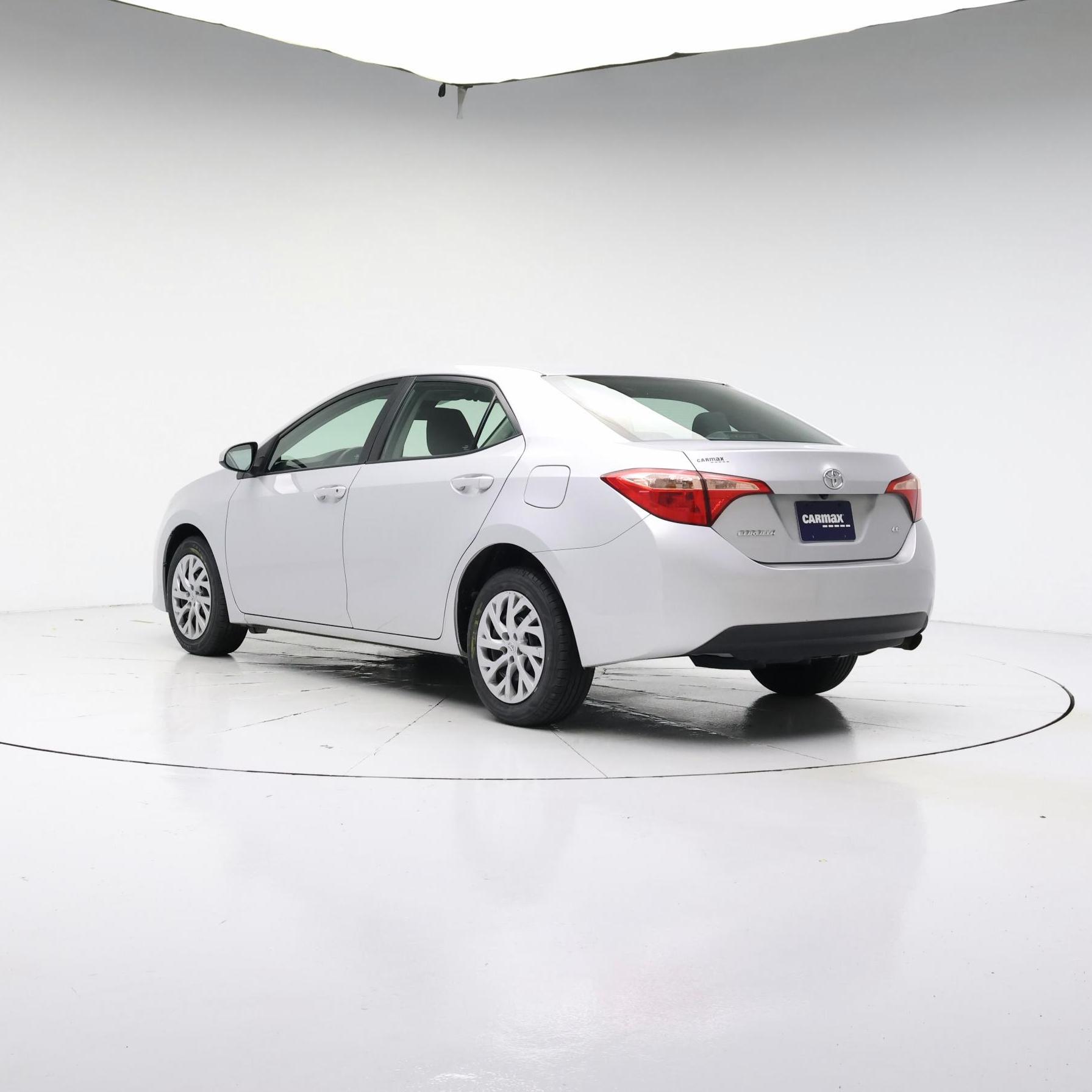 Thumbnail: 2017 Toyota Corolla - 2