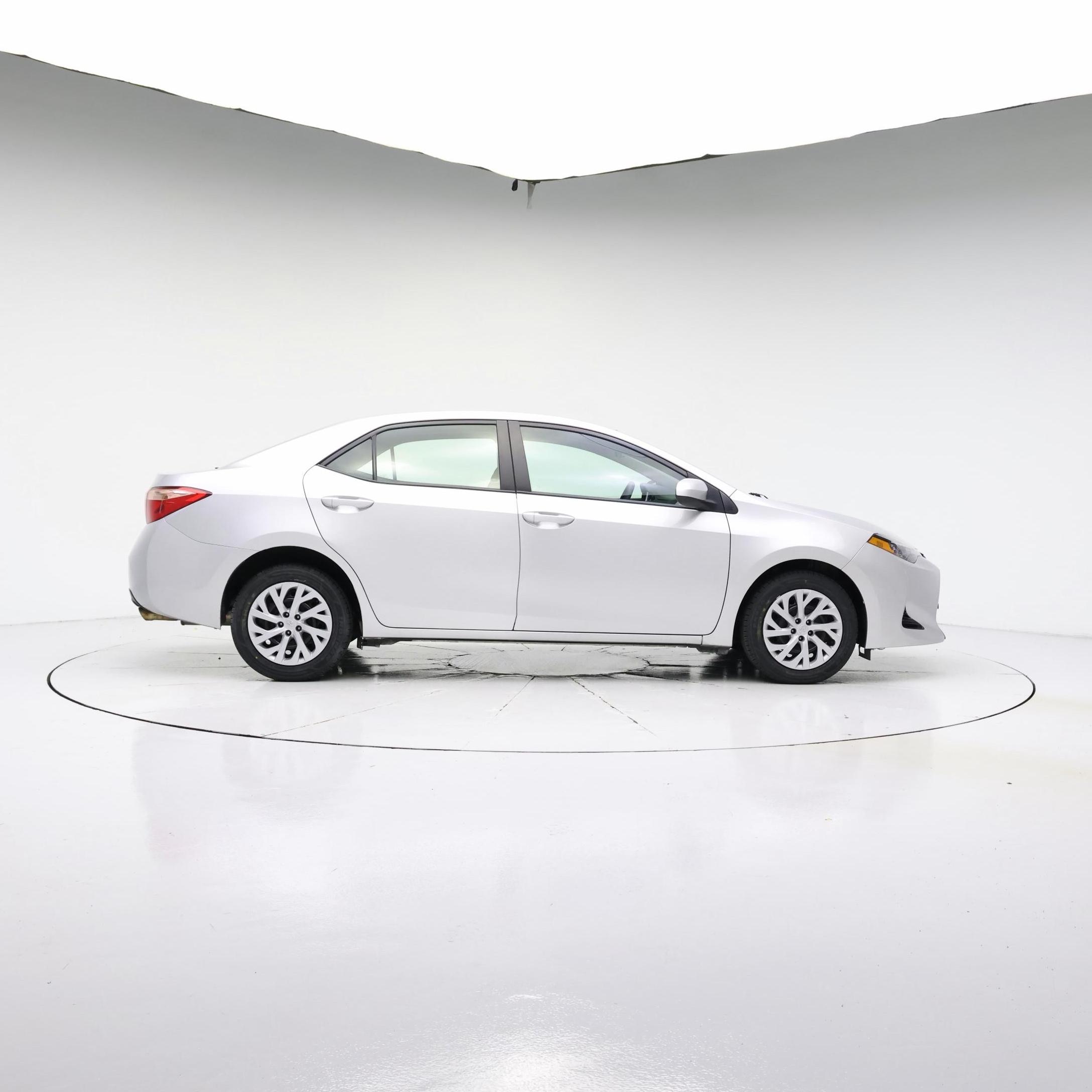 Thumbnail: 2017 Toyota Corolla - 7