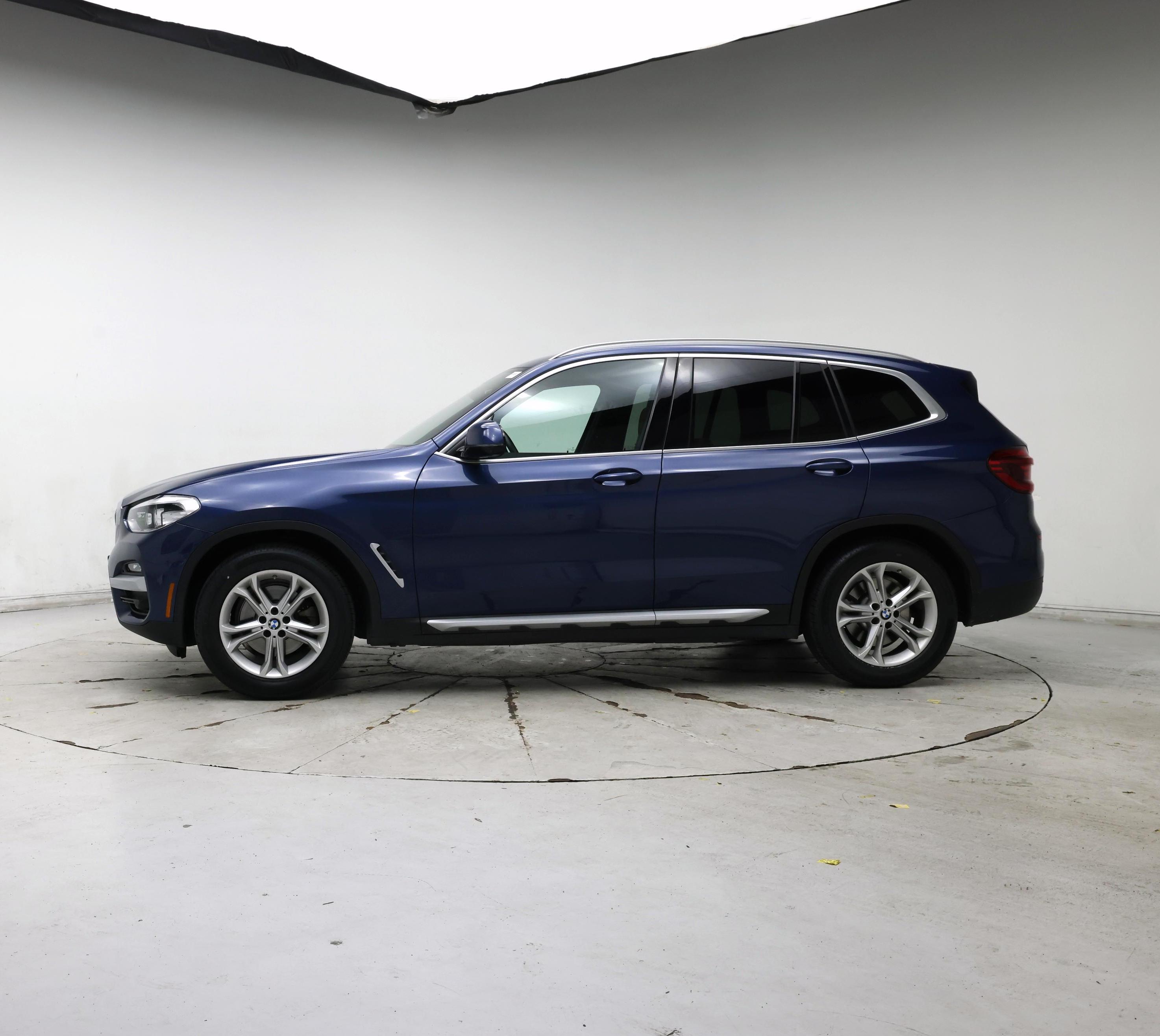 Thumbnail: 2021 BMW X3 - 3