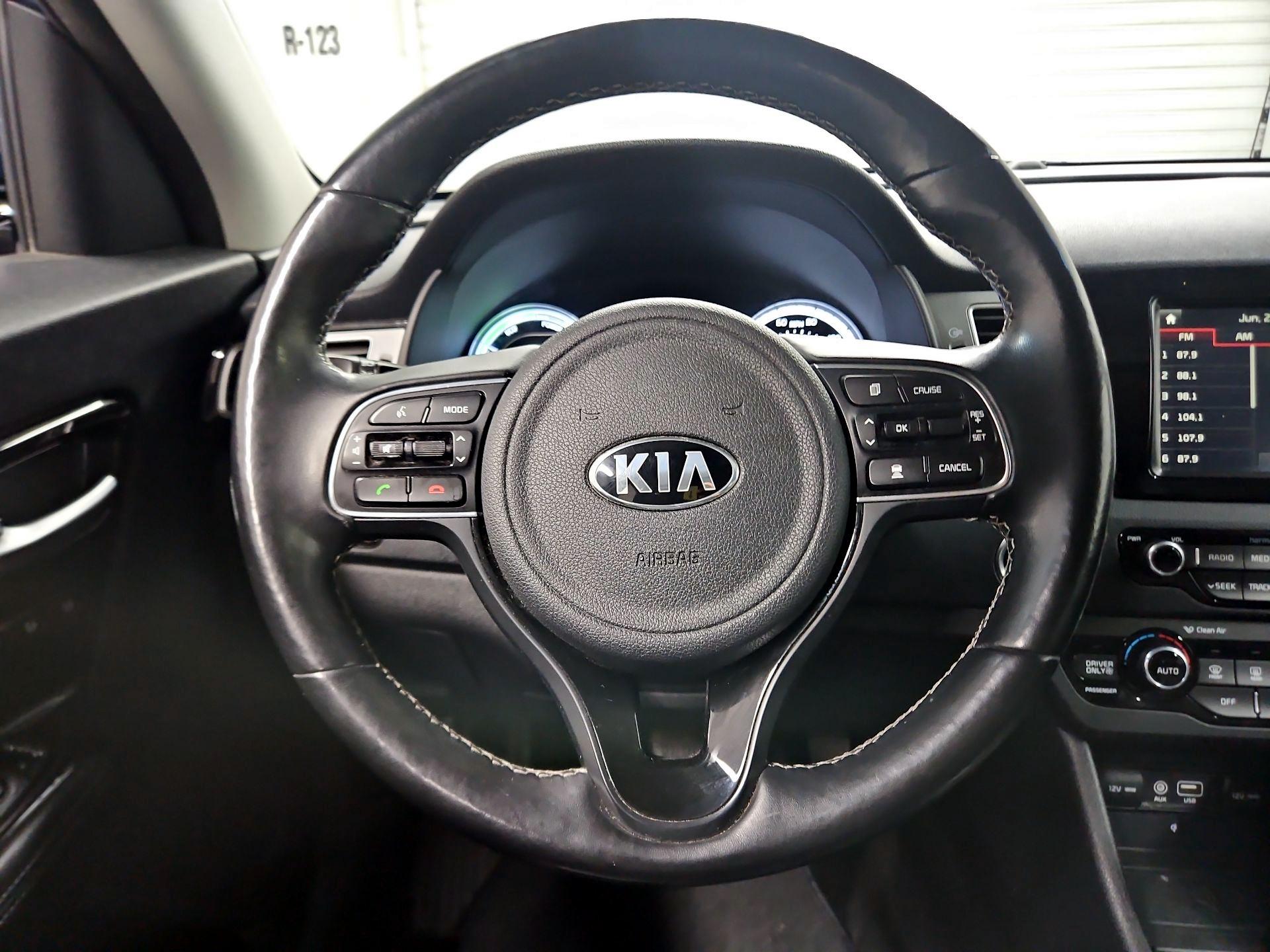 Thumbnail: 2018 Kia Niro - 10