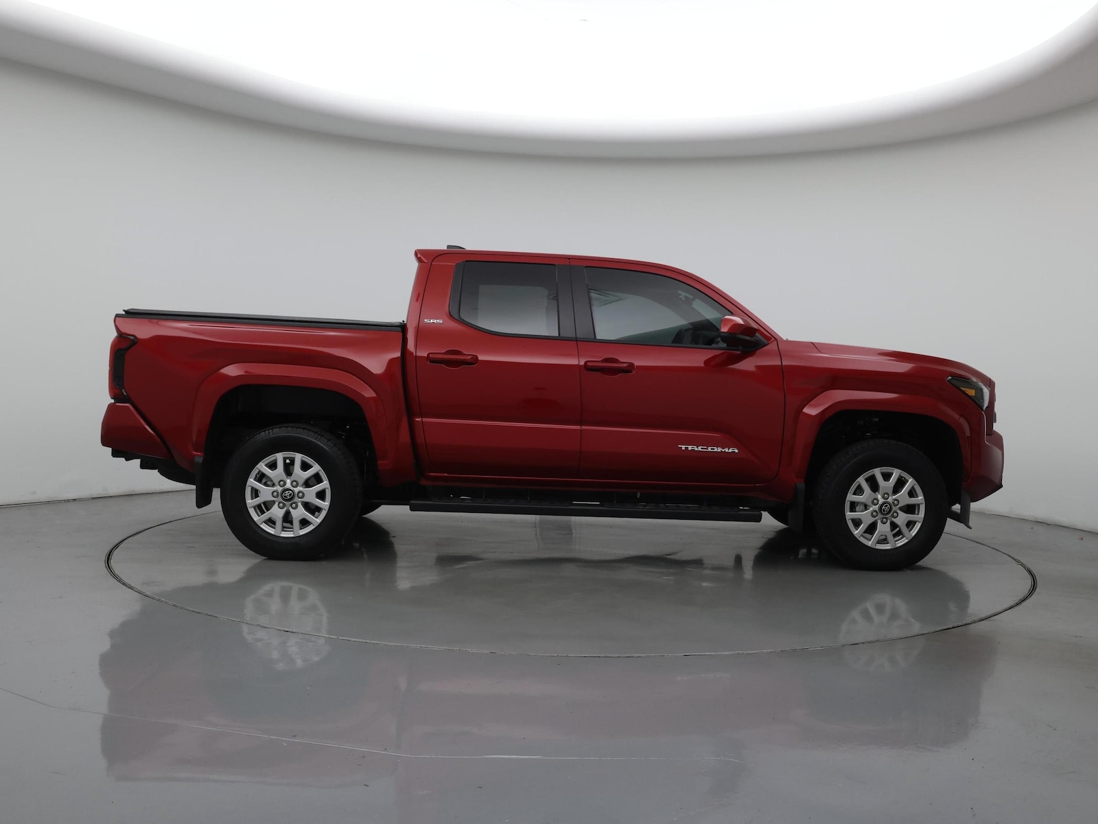 2025 Toyota Tacoma SR5 - Photo 8