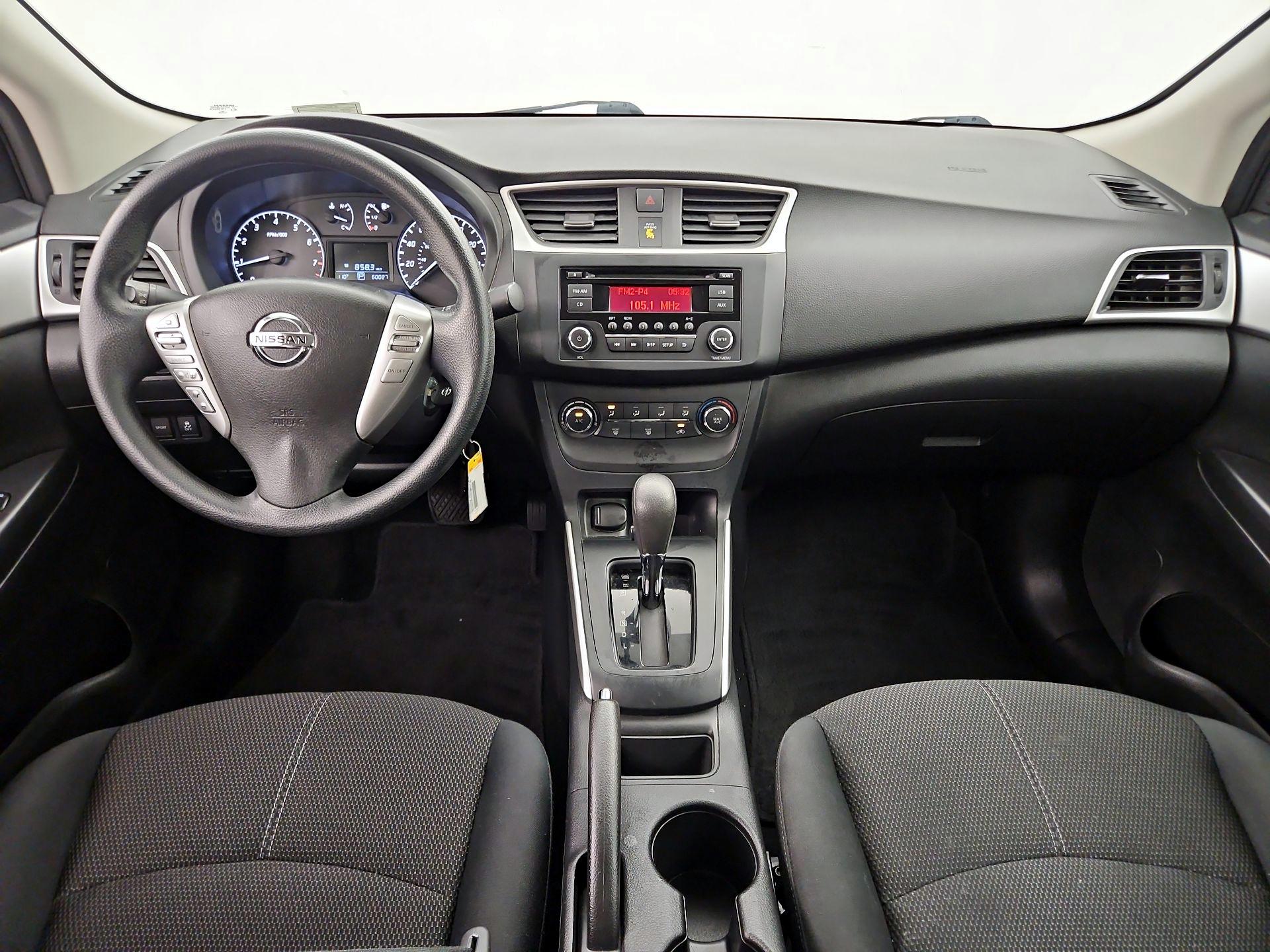 Thumbnail: 2017 Nissan Sentra - 9