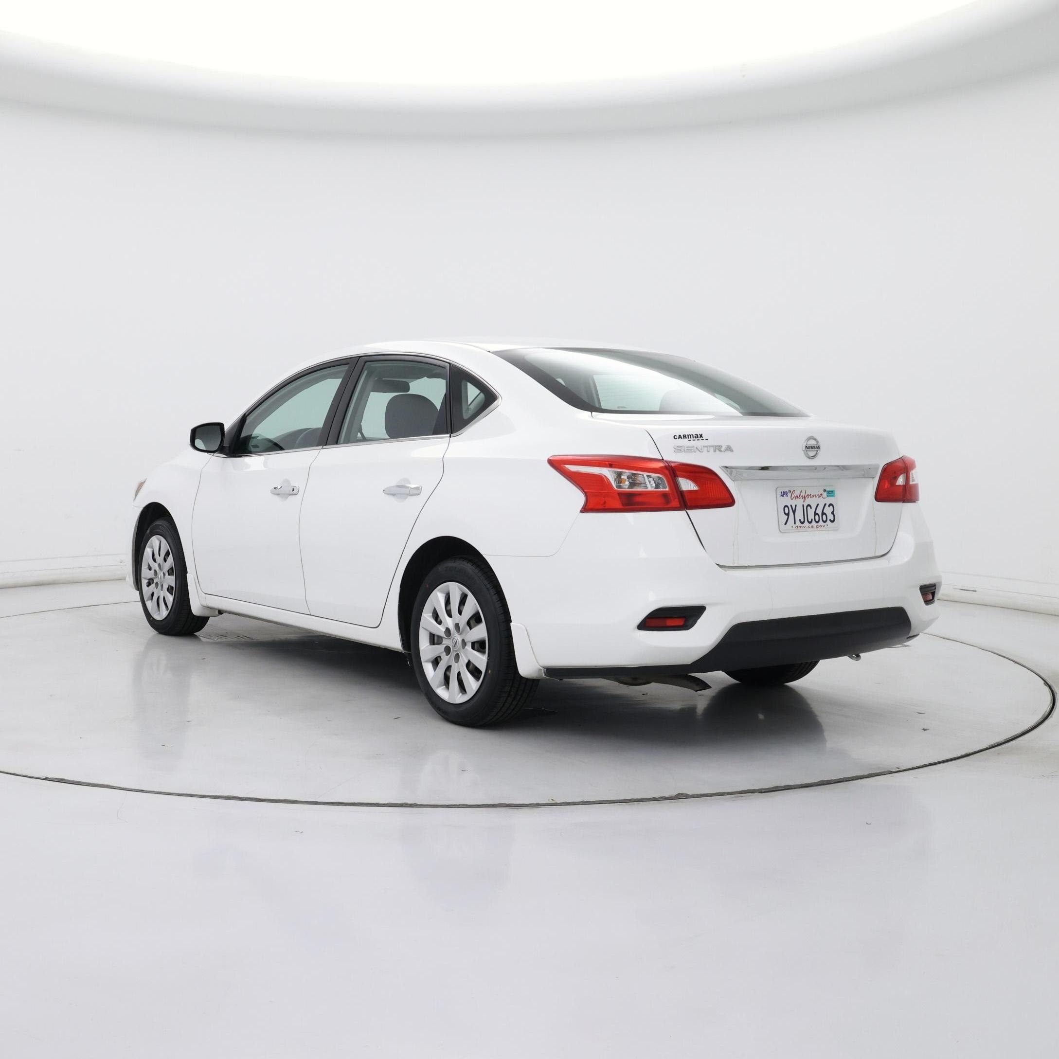 Thumbnail: 2017 Nissan Sentra - 2