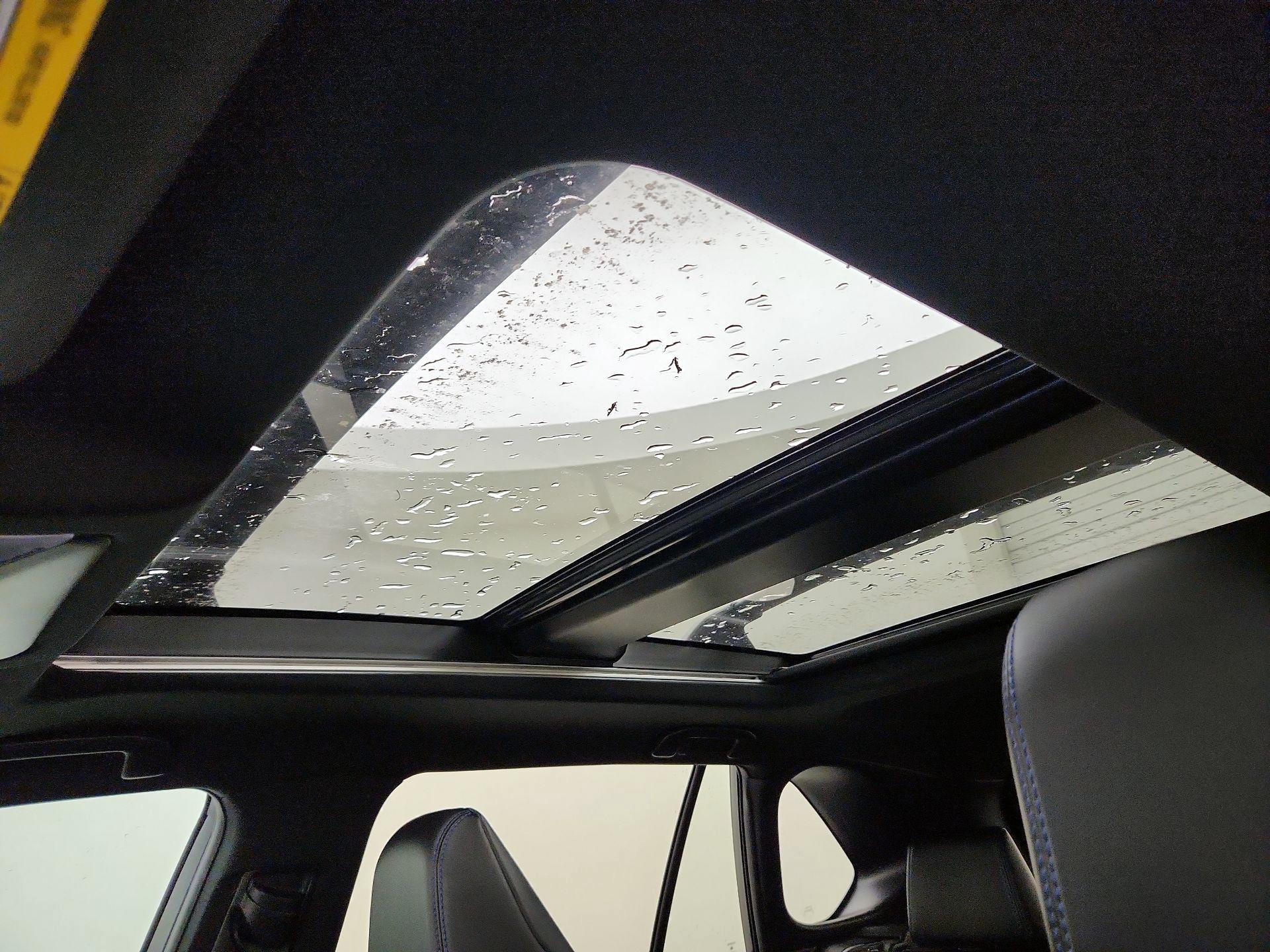 Thumbnail: 2021 Toyota RAV4 - 20