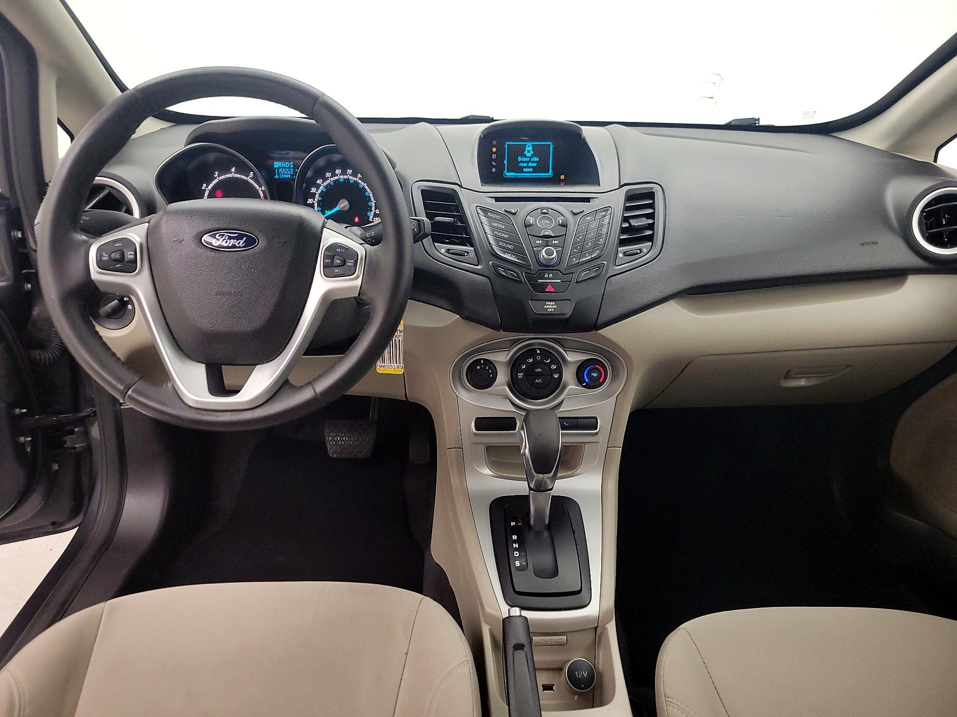 Thumbnail: 2016 Ford Fiesta - 9