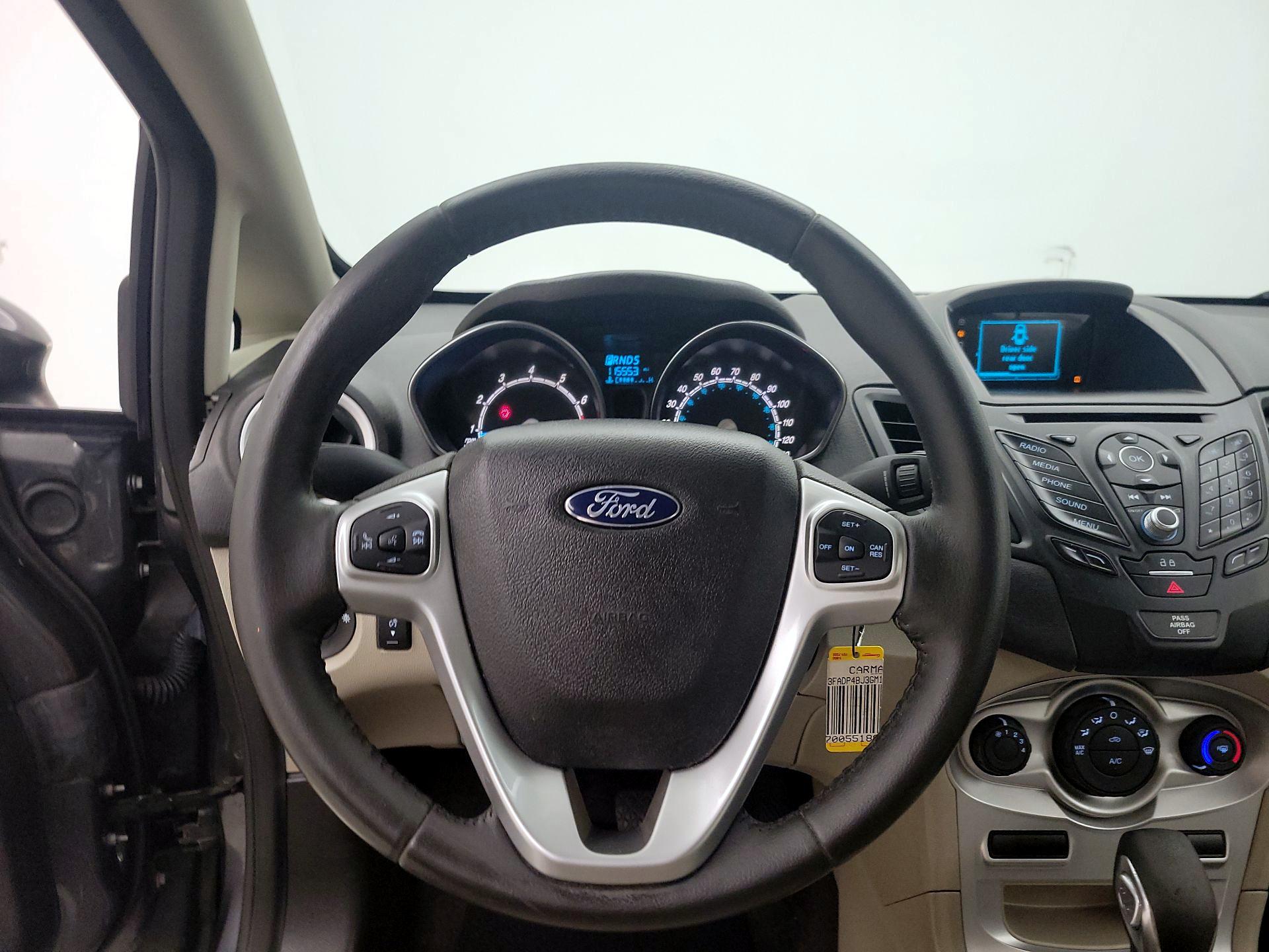 Thumbnail: 2016 Ford Fiesta - 10