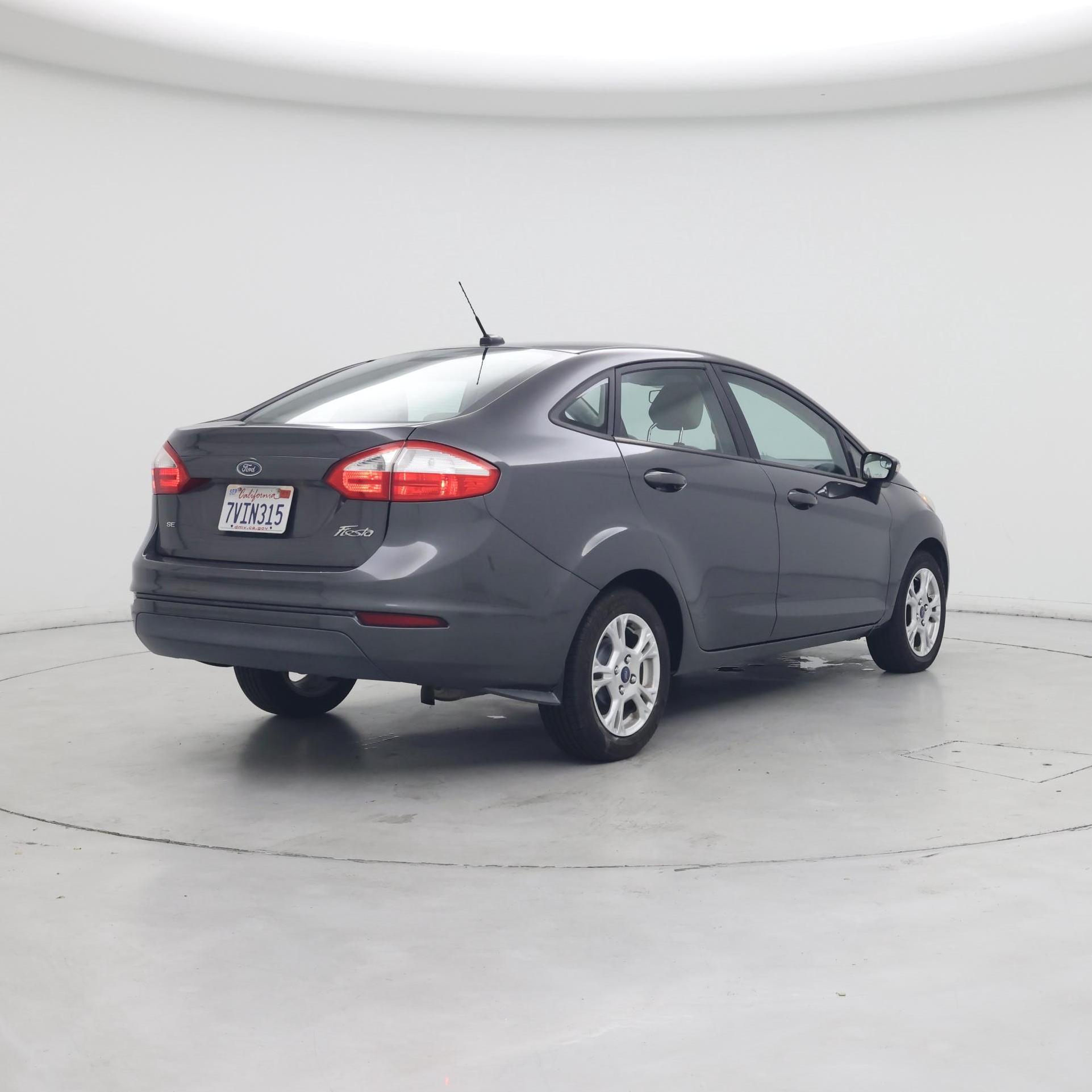 Thumbnail: 2016 Ford Fiesta - 8