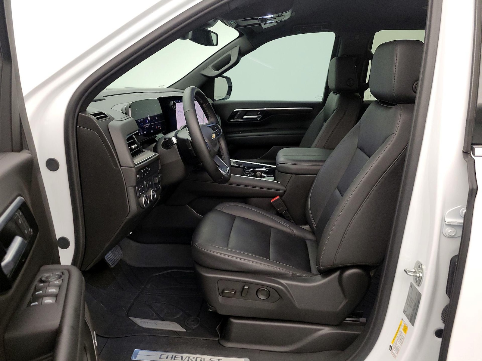2025 Chevrolet Tahoe LT - Photo 12