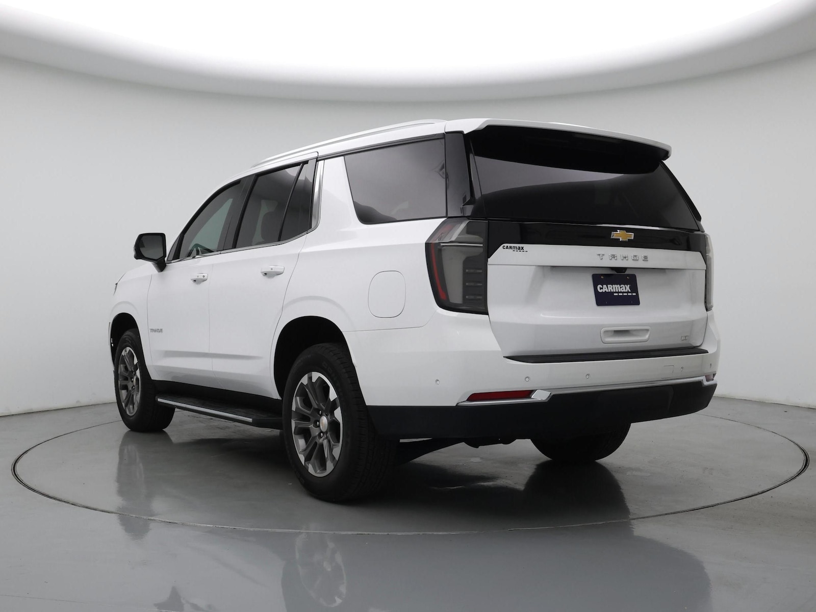 2025 Chevrolet Tahoe LT - Photo 3