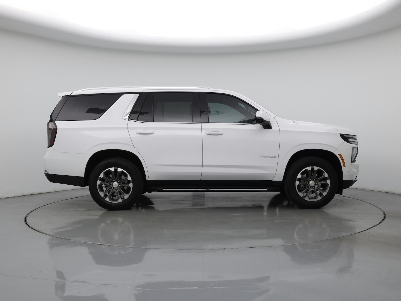 2025 Chevrolet Tahoe LT - Photo 8