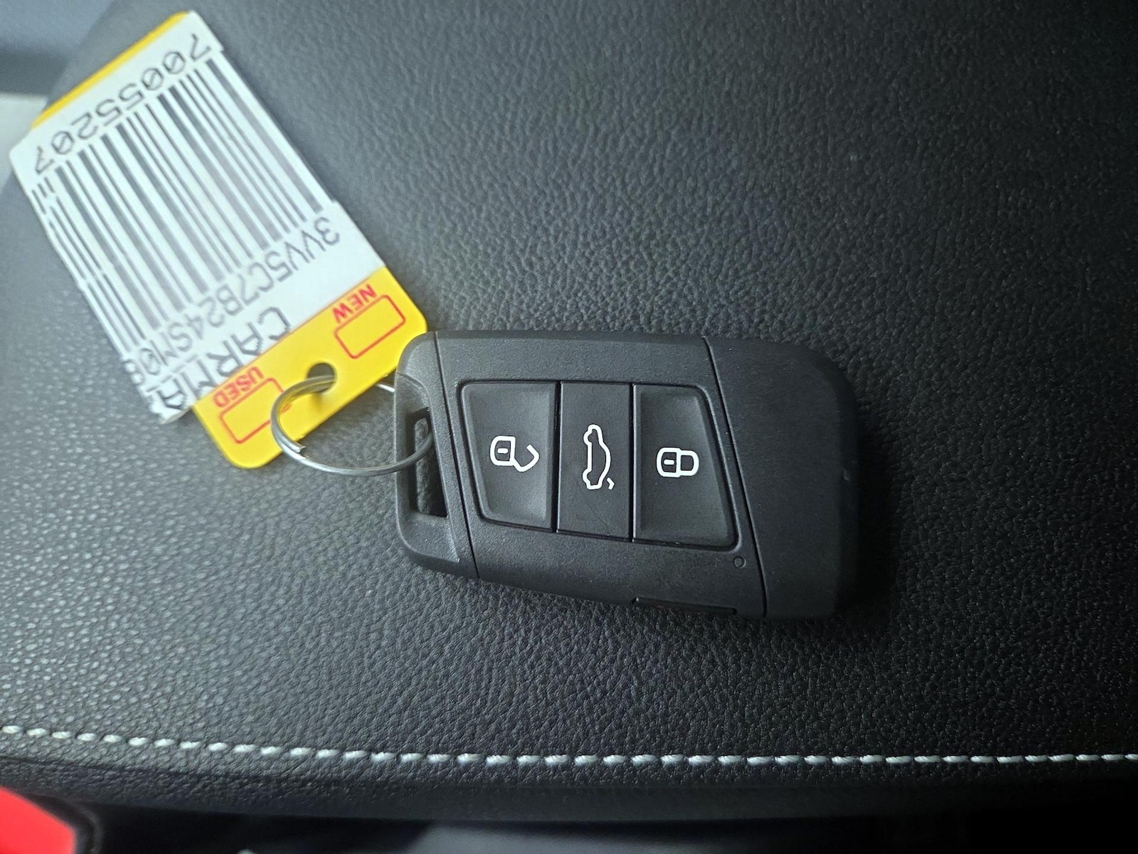 2025 Volkswagen Taos S - Photo 23