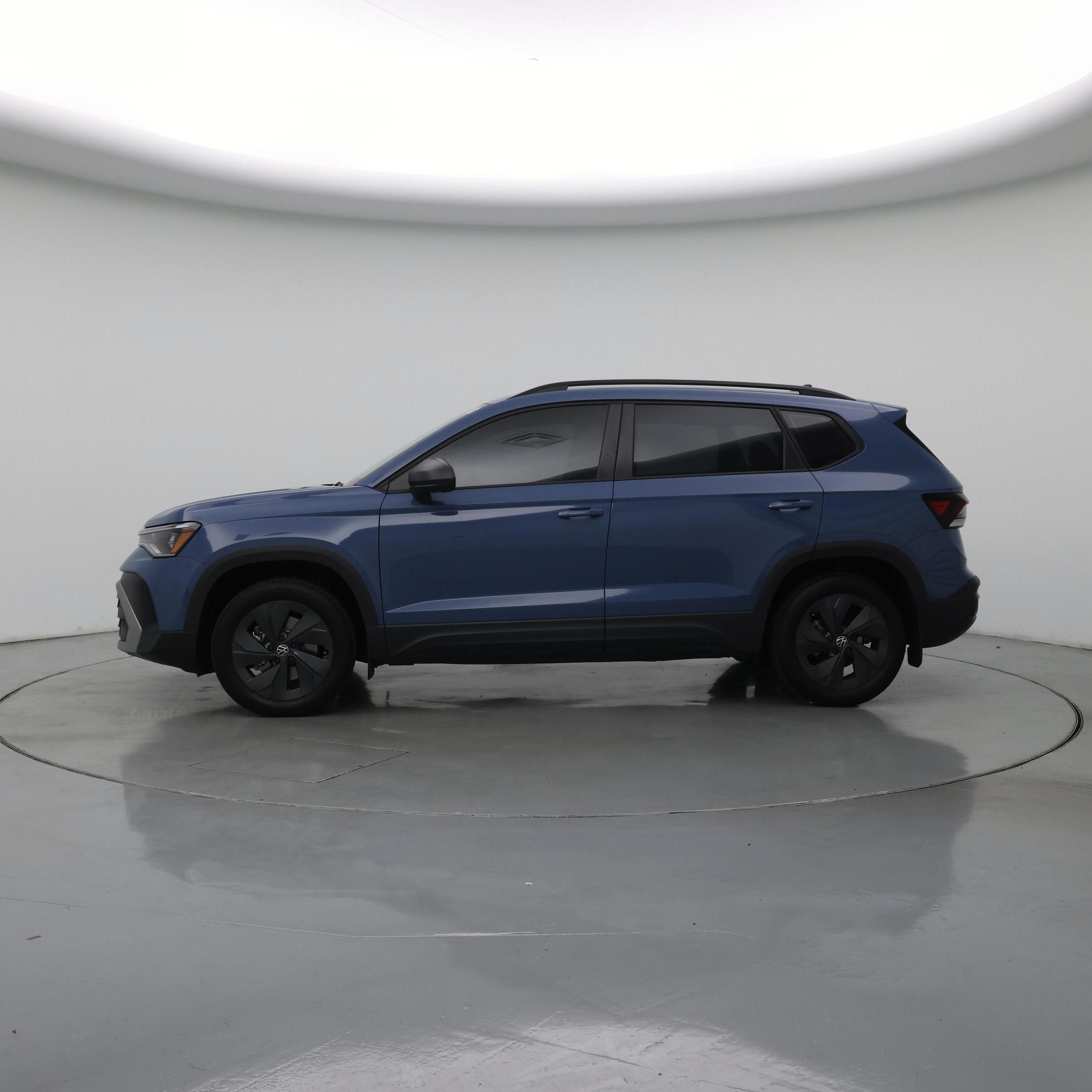 Thumbnail: 2025 Volkswagen Taos - 3