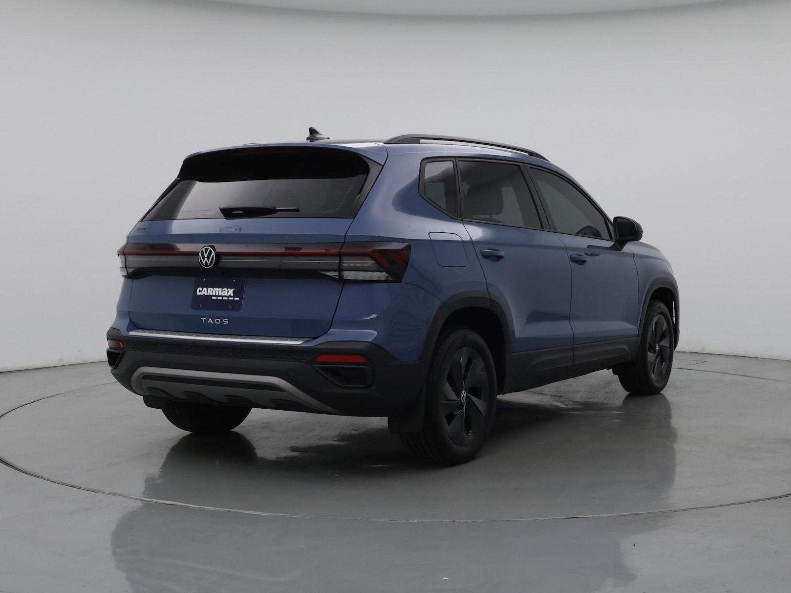 2025 Volkswagen Taos S - Photo 9