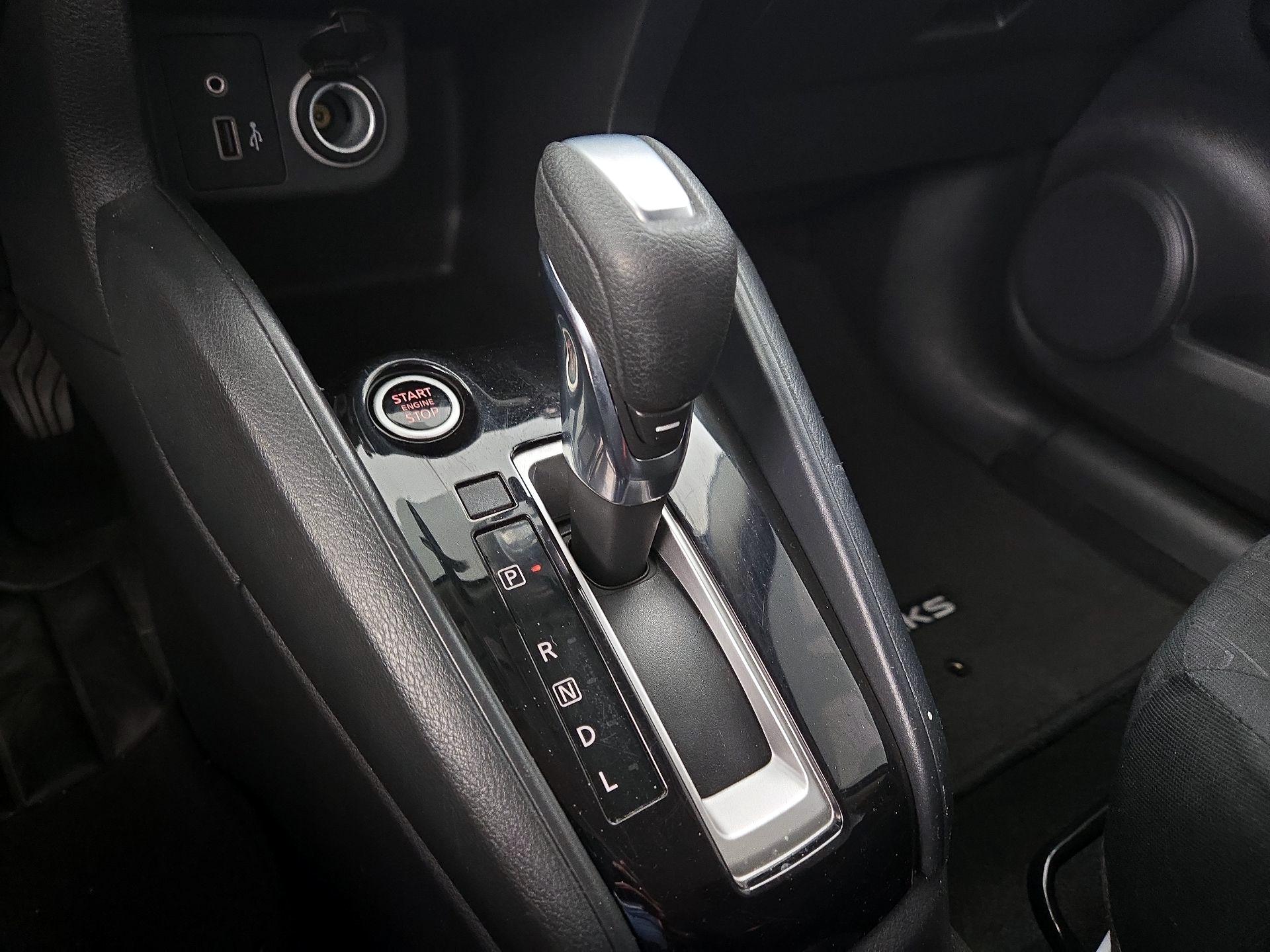 Thumbnail: 2021 Nissan Kicks - 17