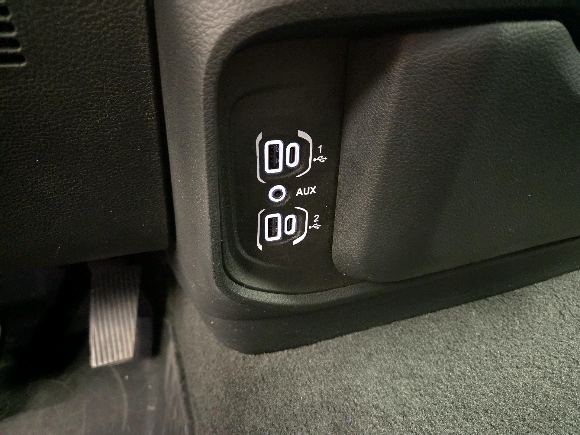 Thumbnail: 2023 RAM 1500 - 19