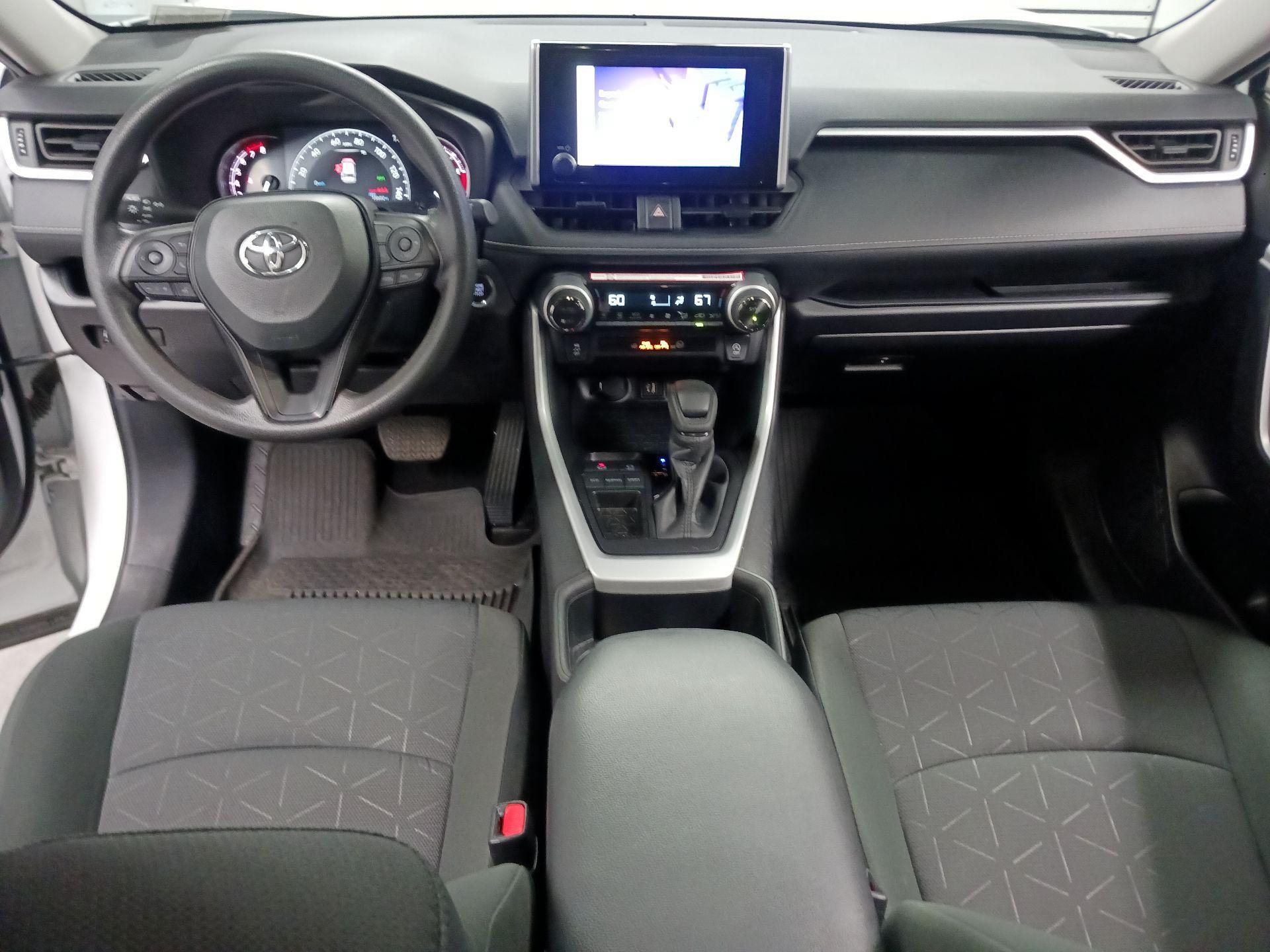 Thumbnail: 2025 Toyota RAV4 - 9