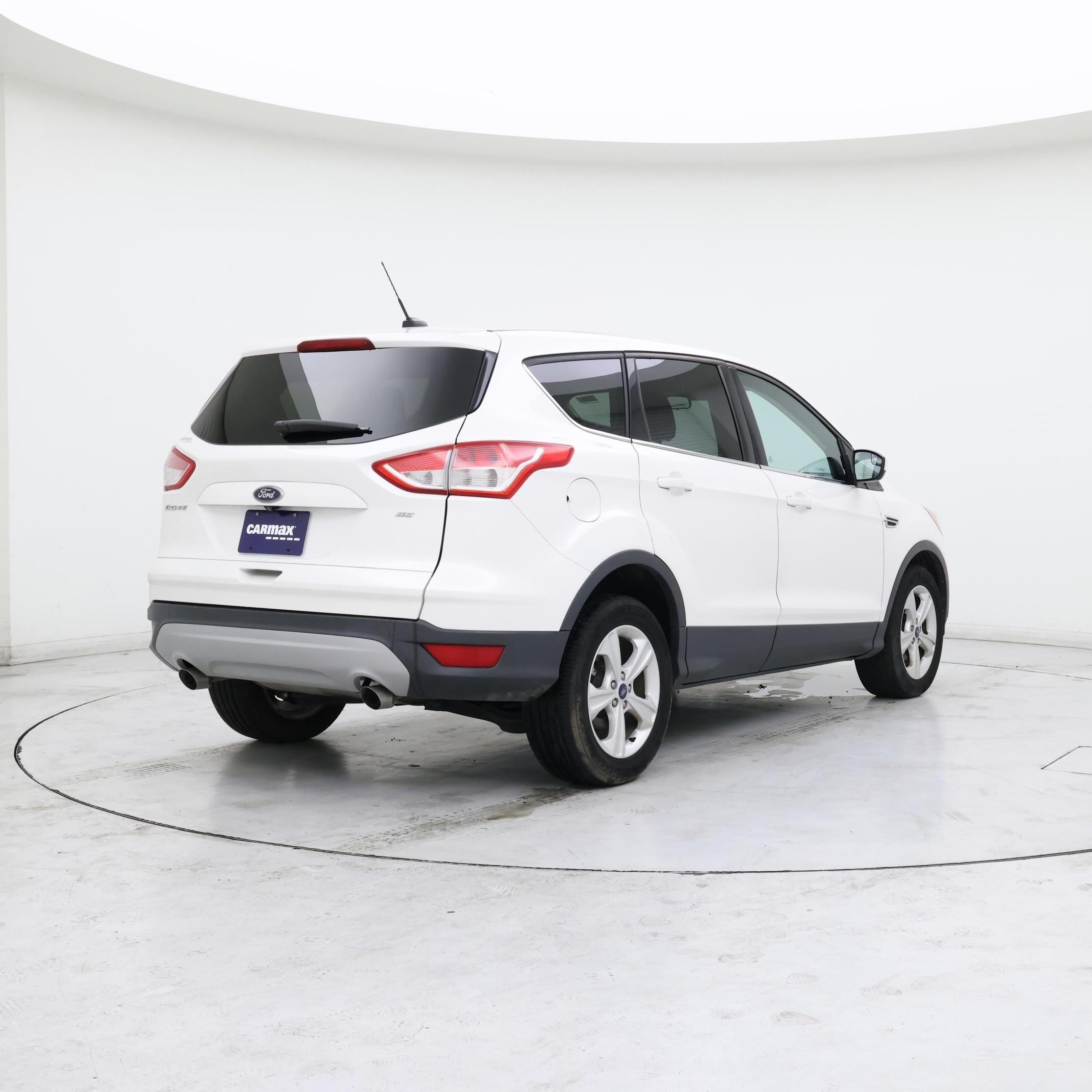 Thumbnail: 2016 Ford Escape - 8