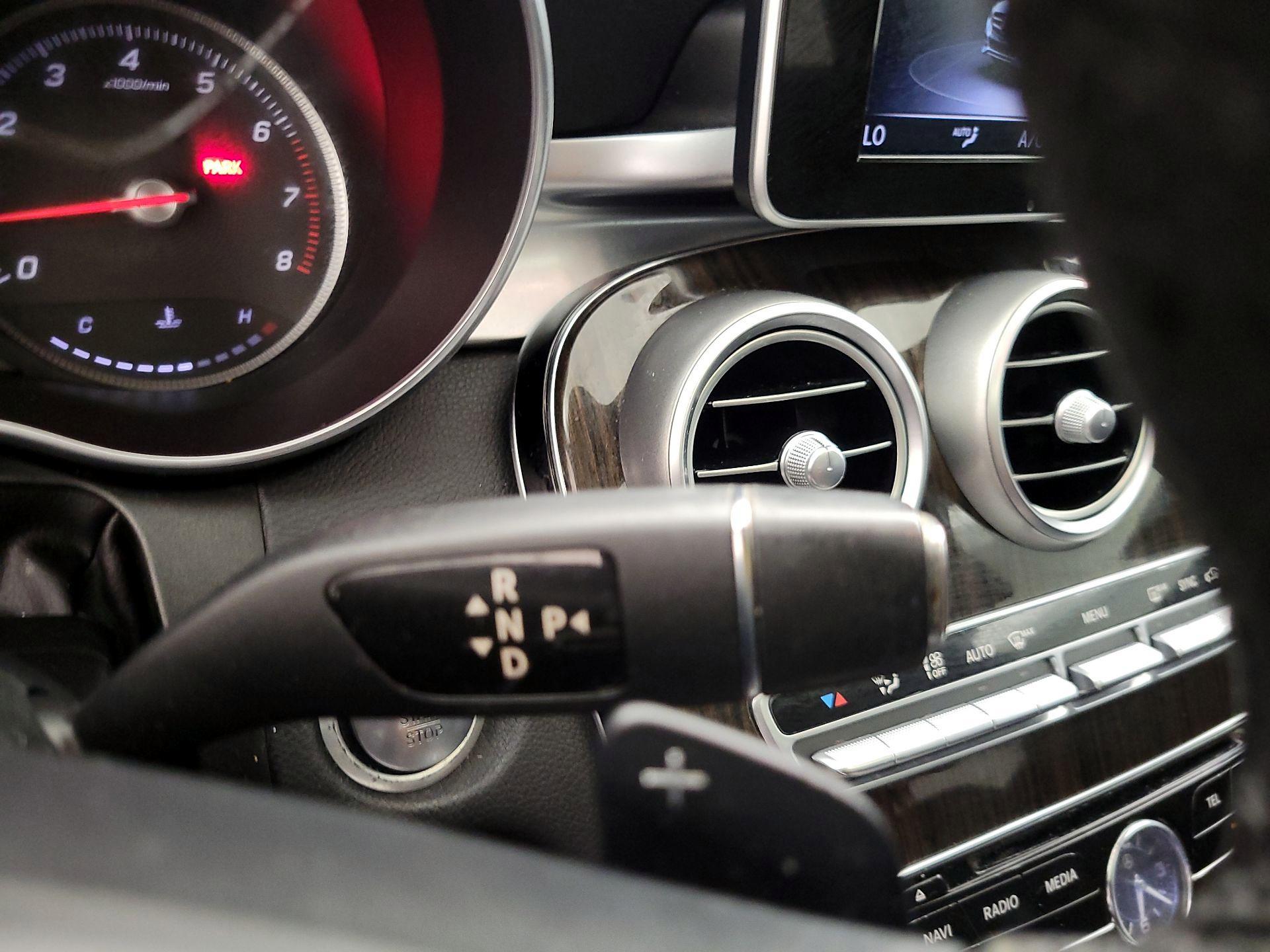 Thumbnail: 2018 Mercedes-Benz C-Class - 17