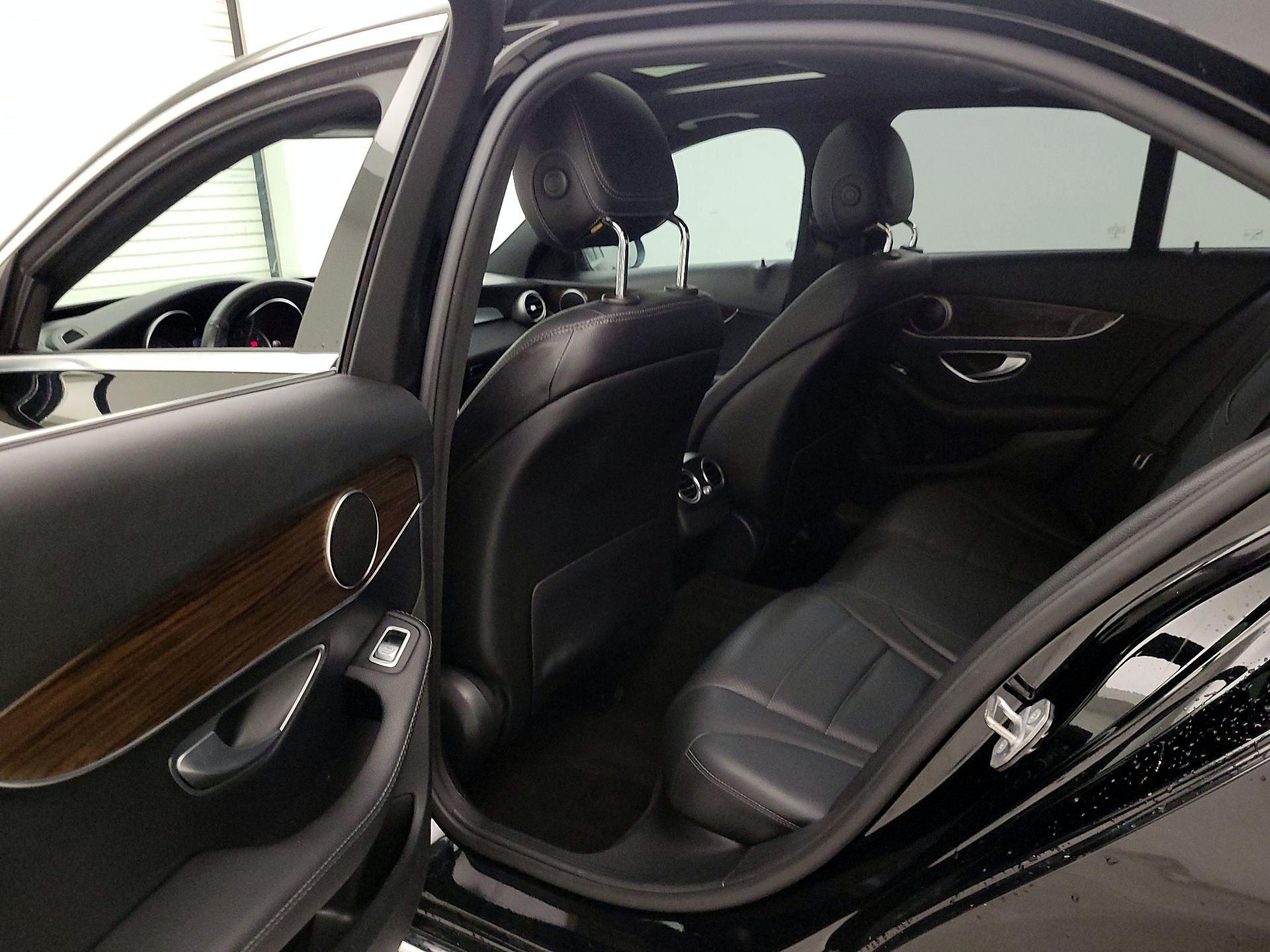 Thumbnail: 2018 Mercedes-Benz C-Class - 19