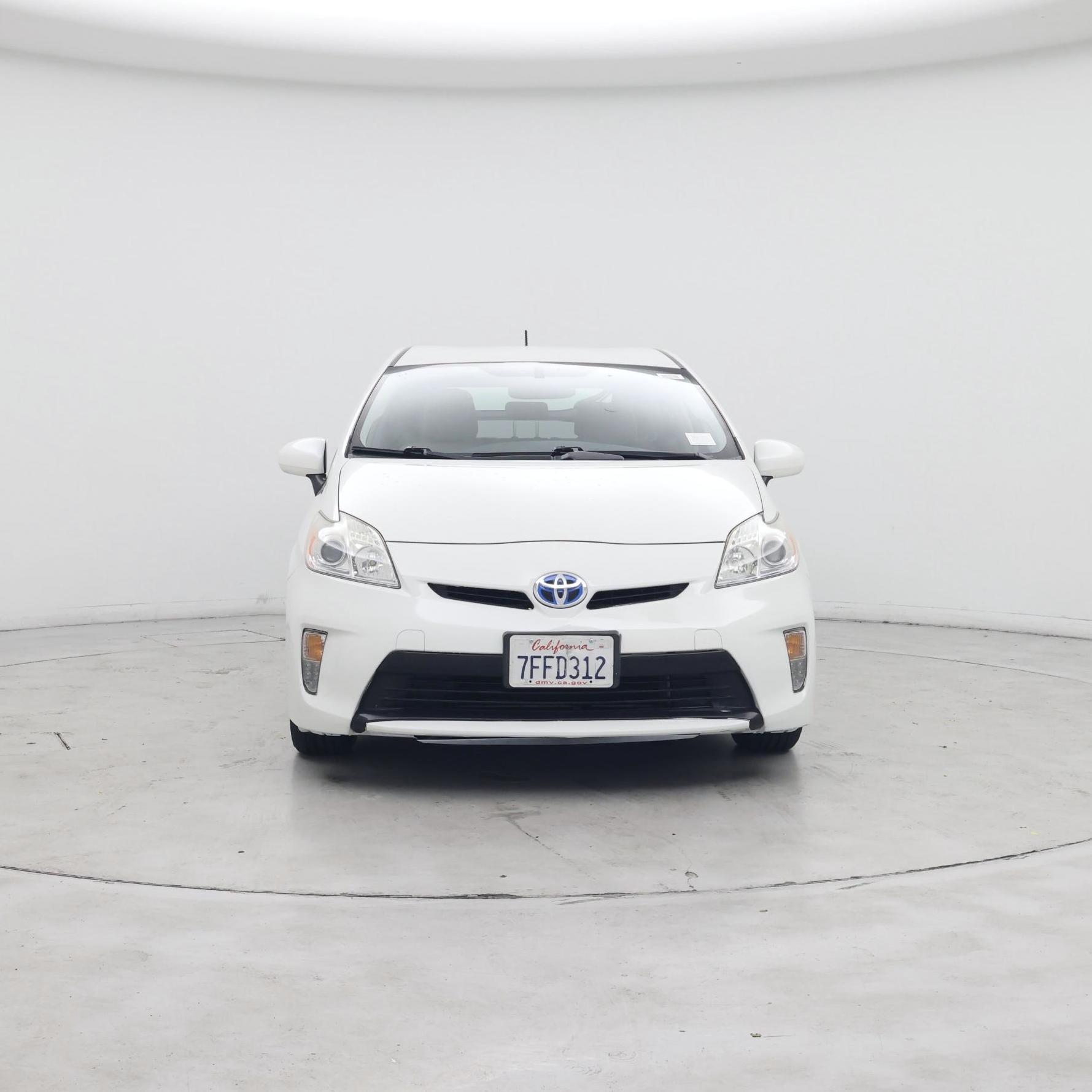 Thumbnail: 2014 Toyota Prius - 5