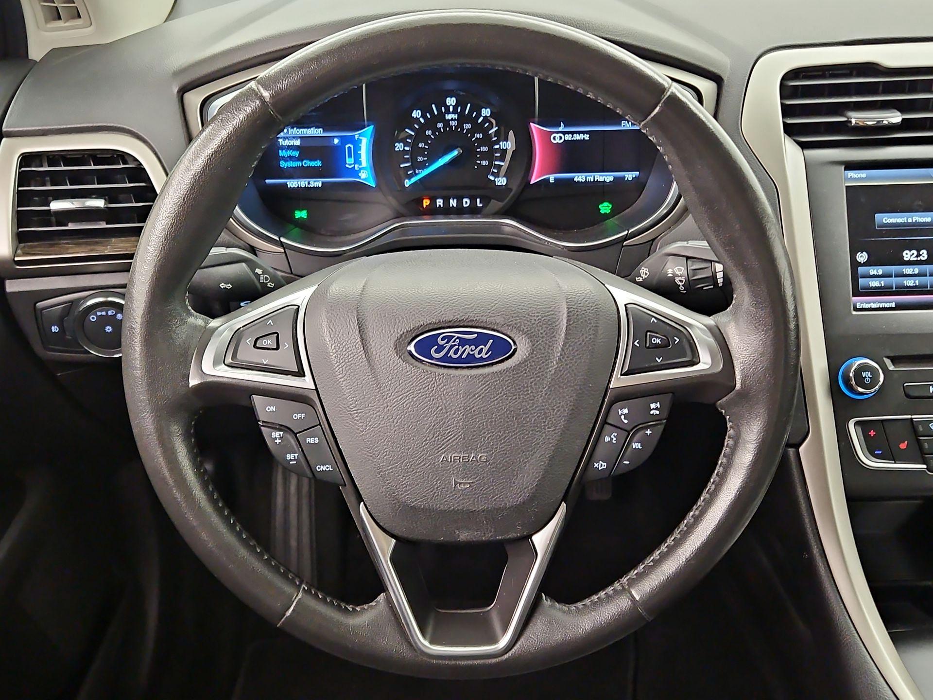 Thumbnail: 2016 Ford Fusion - 10