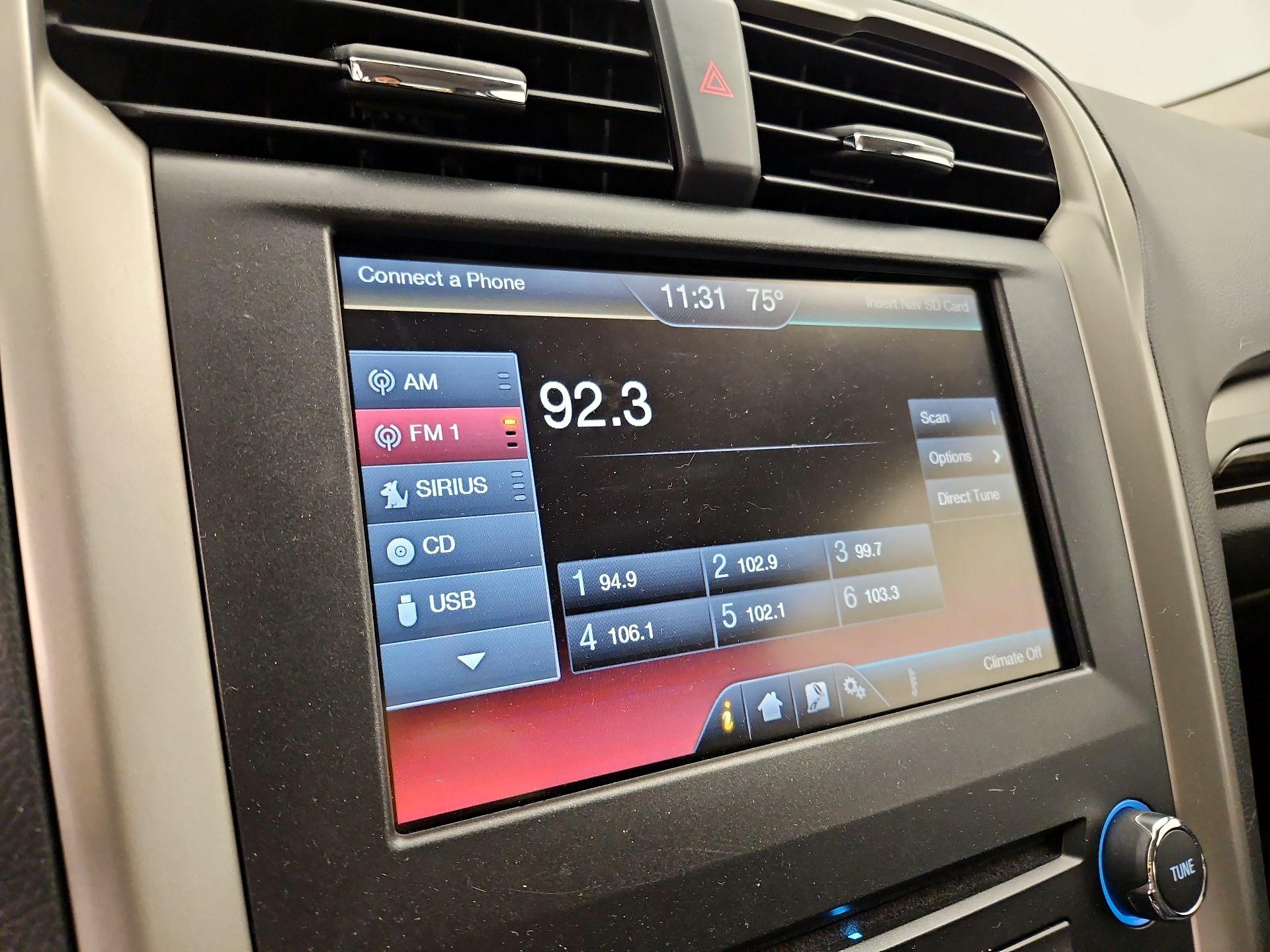 Thumbnail: 2016 Ford Fusion - 15