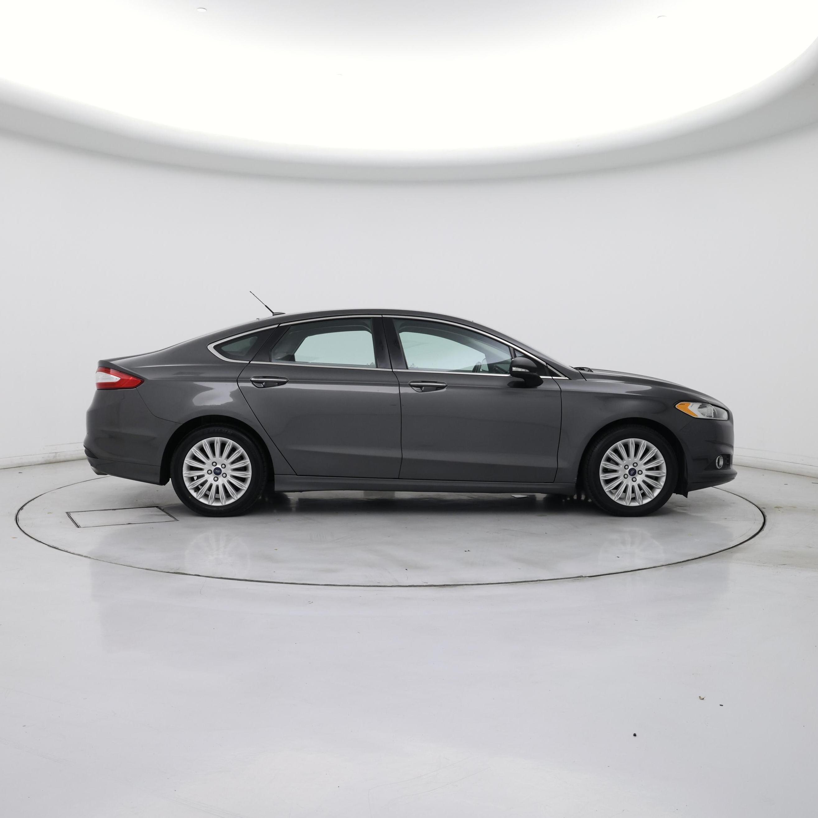 Thumbnail: 2016 Ford Fusion - 7