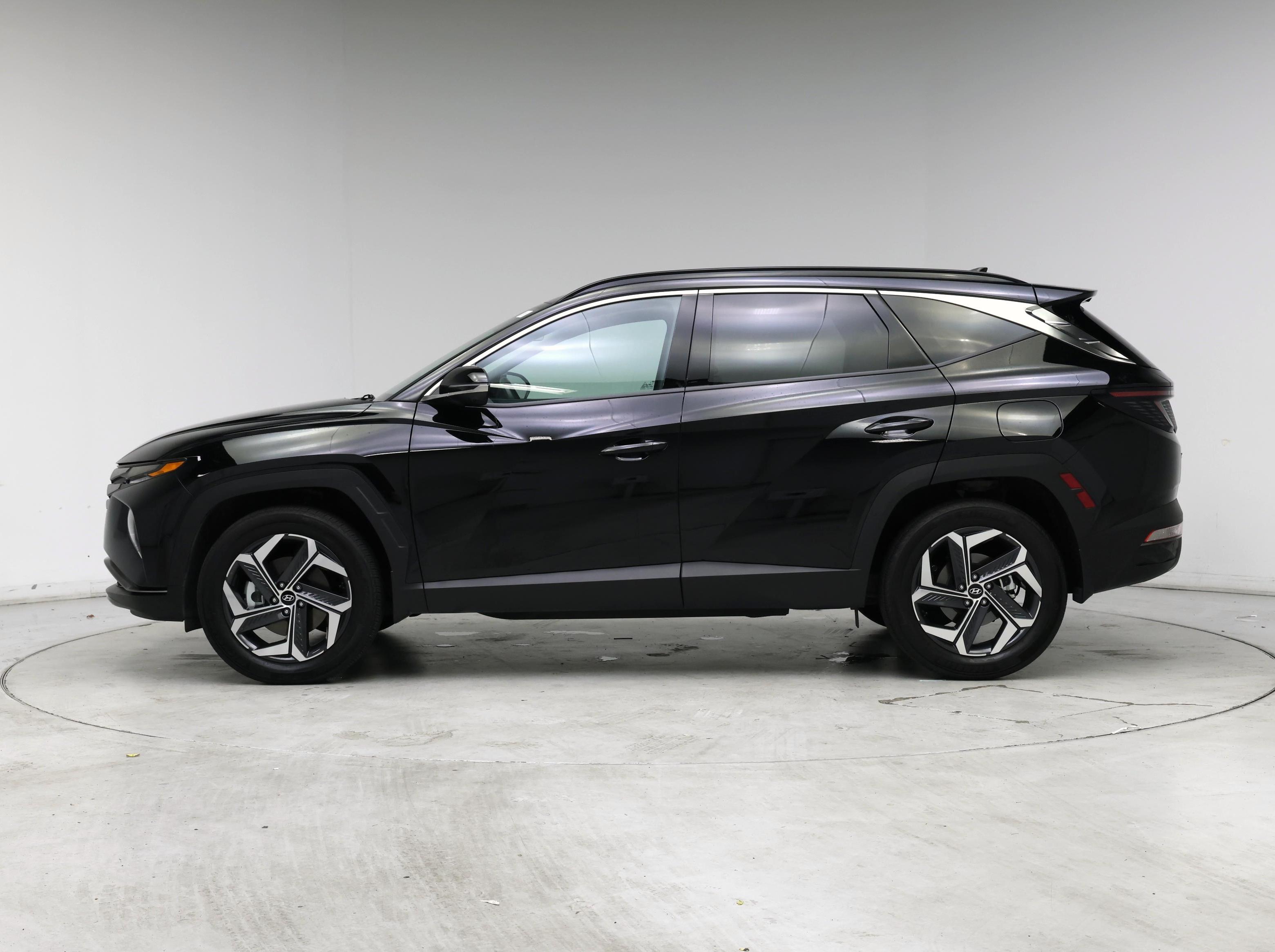 Thumbnail: 2023 Hyundai Tucson - 3