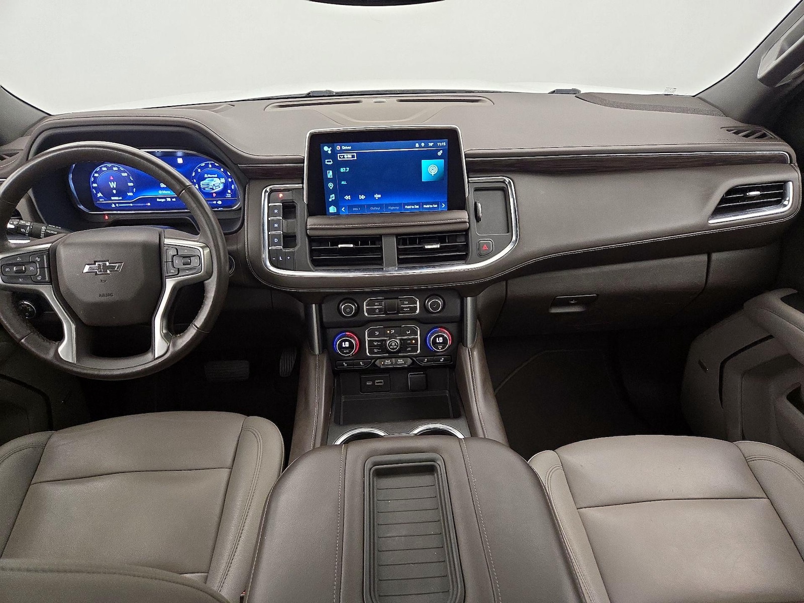 2023 Chevrolet Suburban Z71 - Photo 10