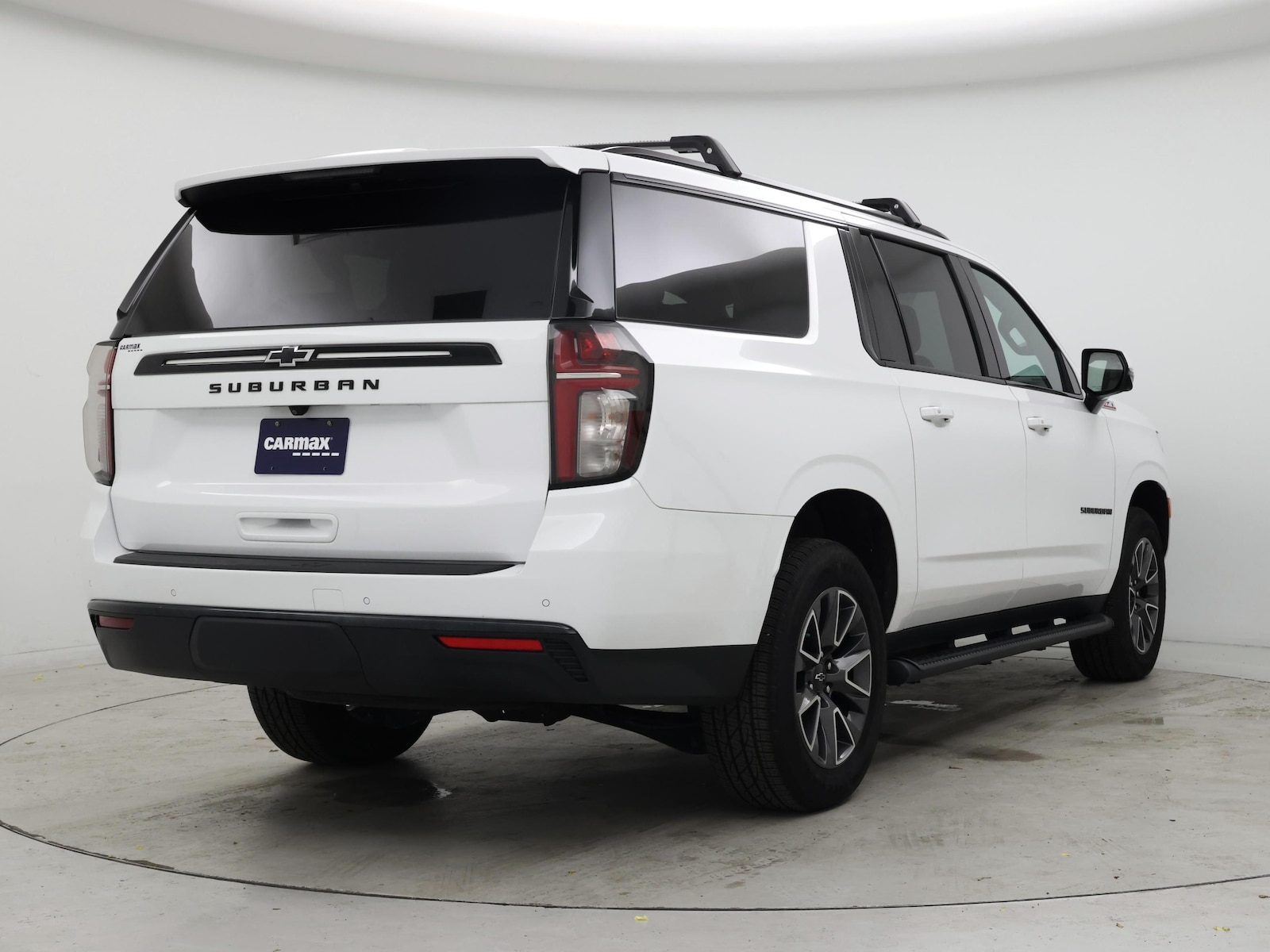 2023 Chevrolet Suburban Z71 - Photo 9