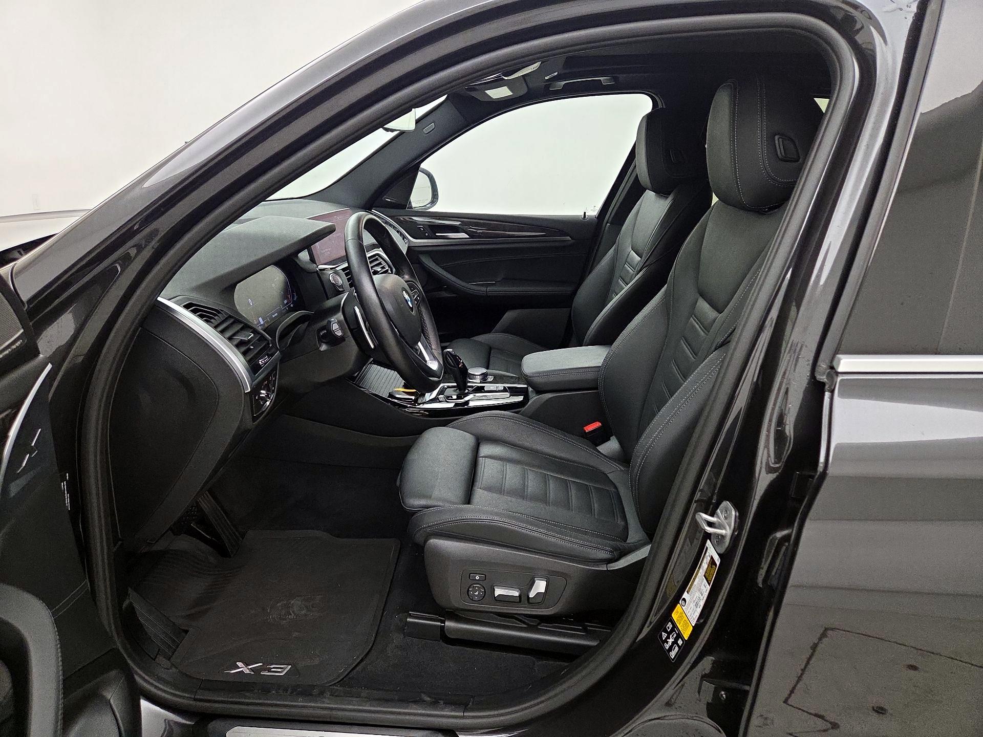Thumbnail: 2020 BMW X3 - 11
