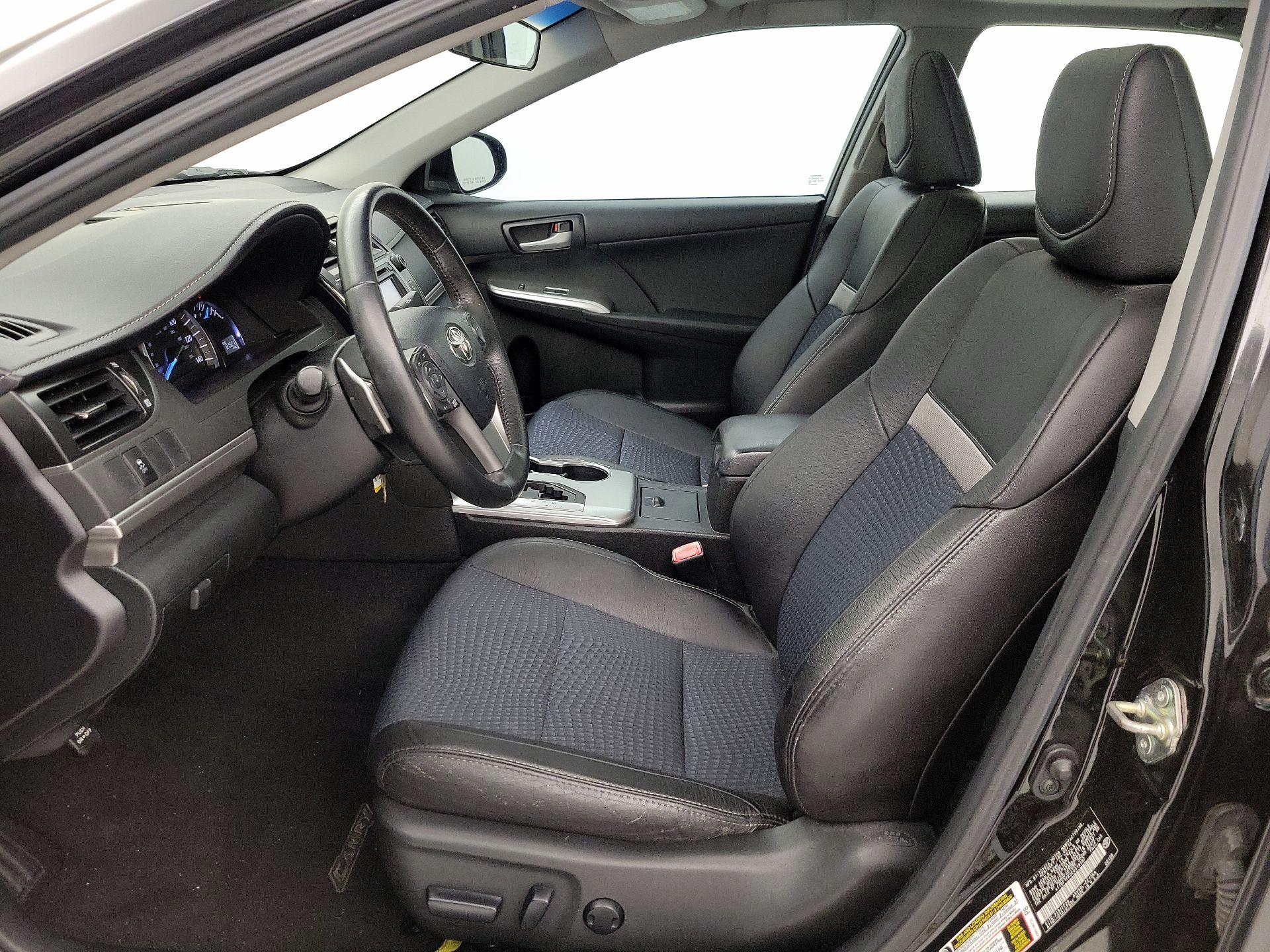 Thumbnail: 2014 Toyota Camry - 11