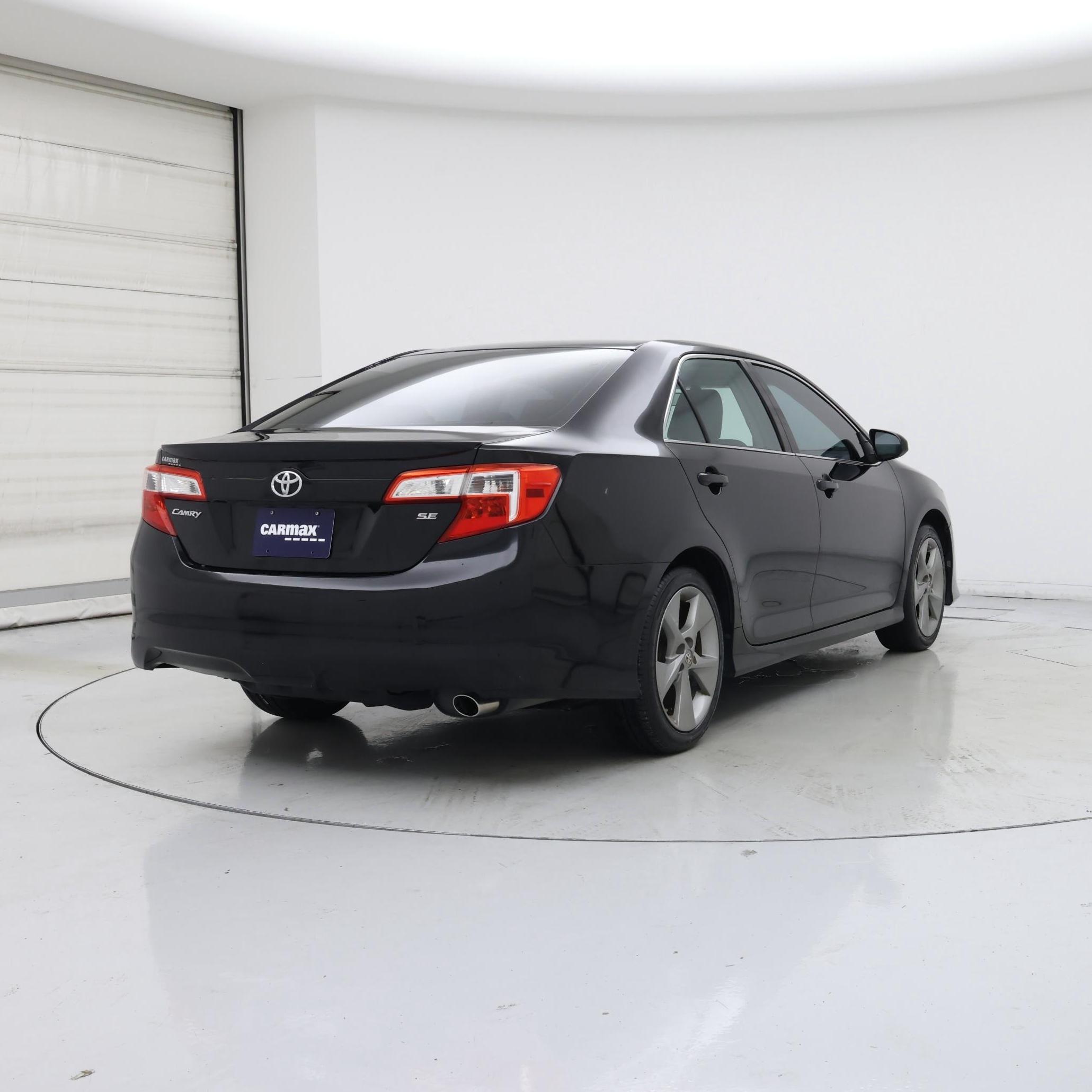 Thumbnail: 2014 Toyota Camry - 8